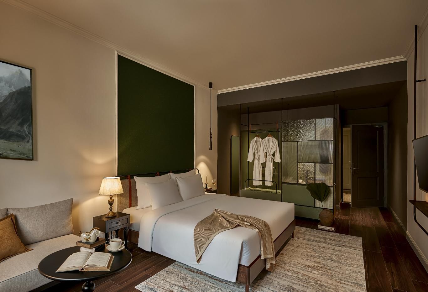 Deluxe King Bed