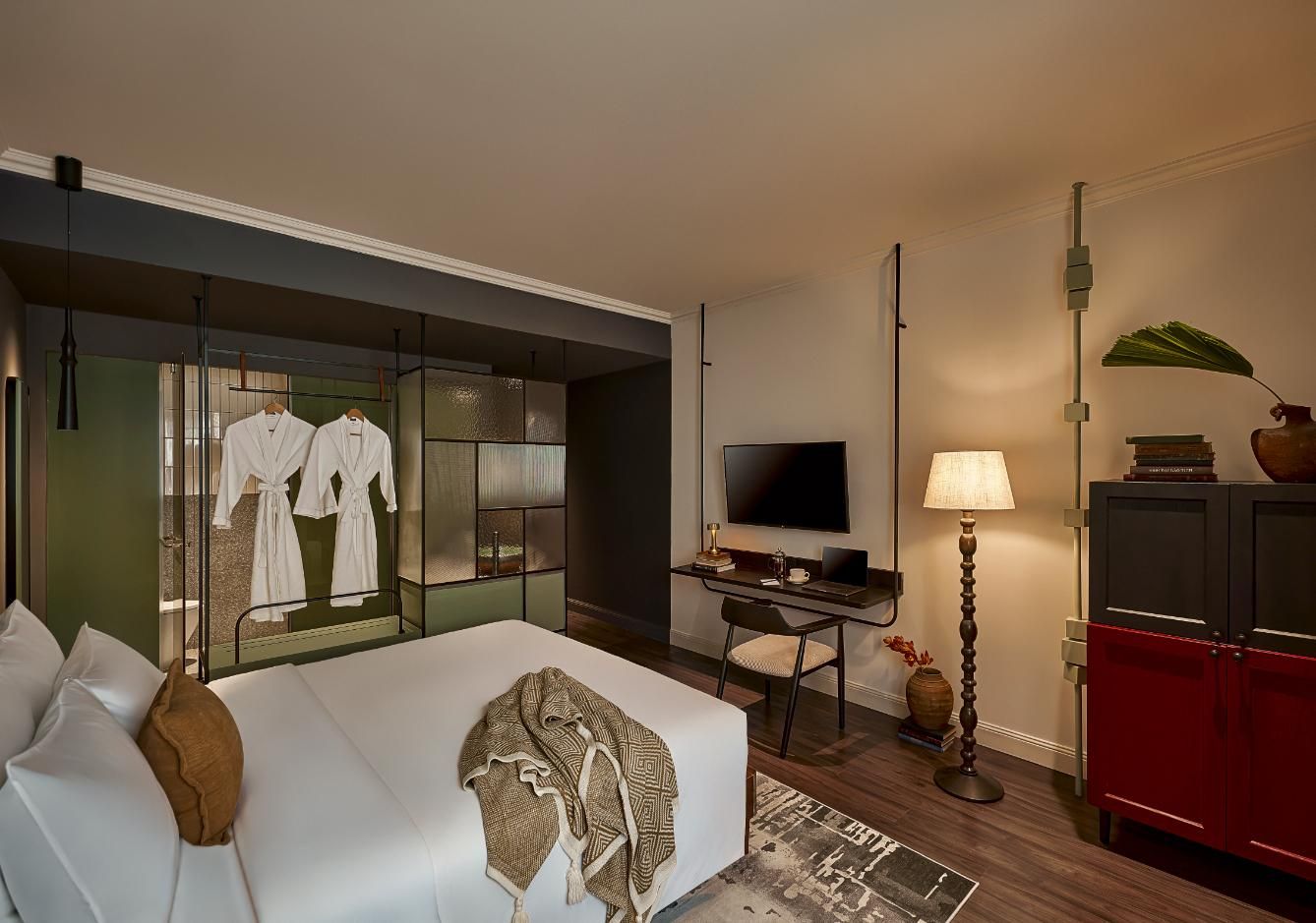 Superior King Room