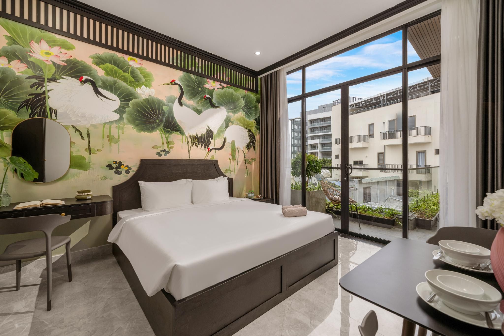 Family Connecting Rooms with Balcony