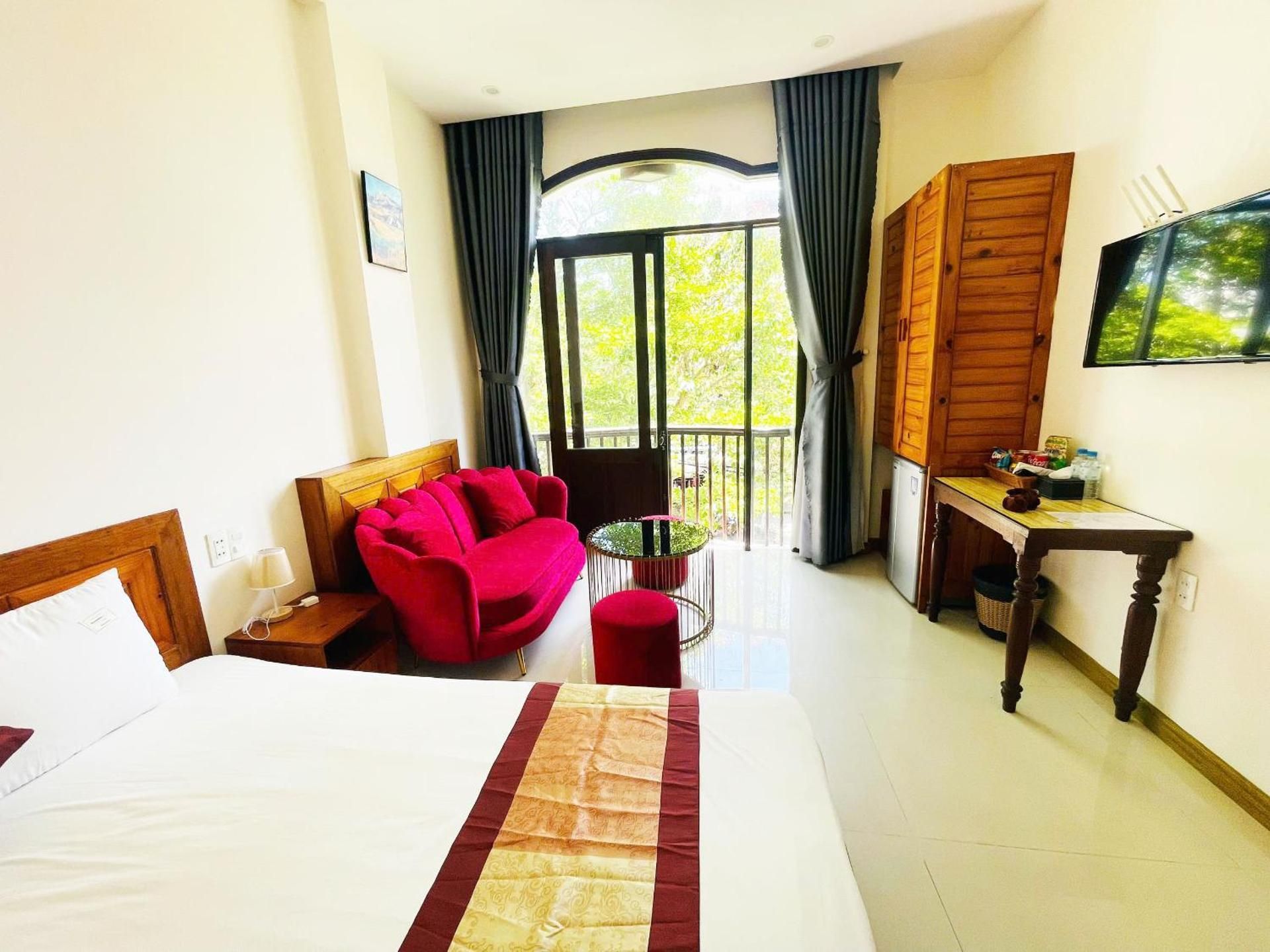 King Room with Balcony