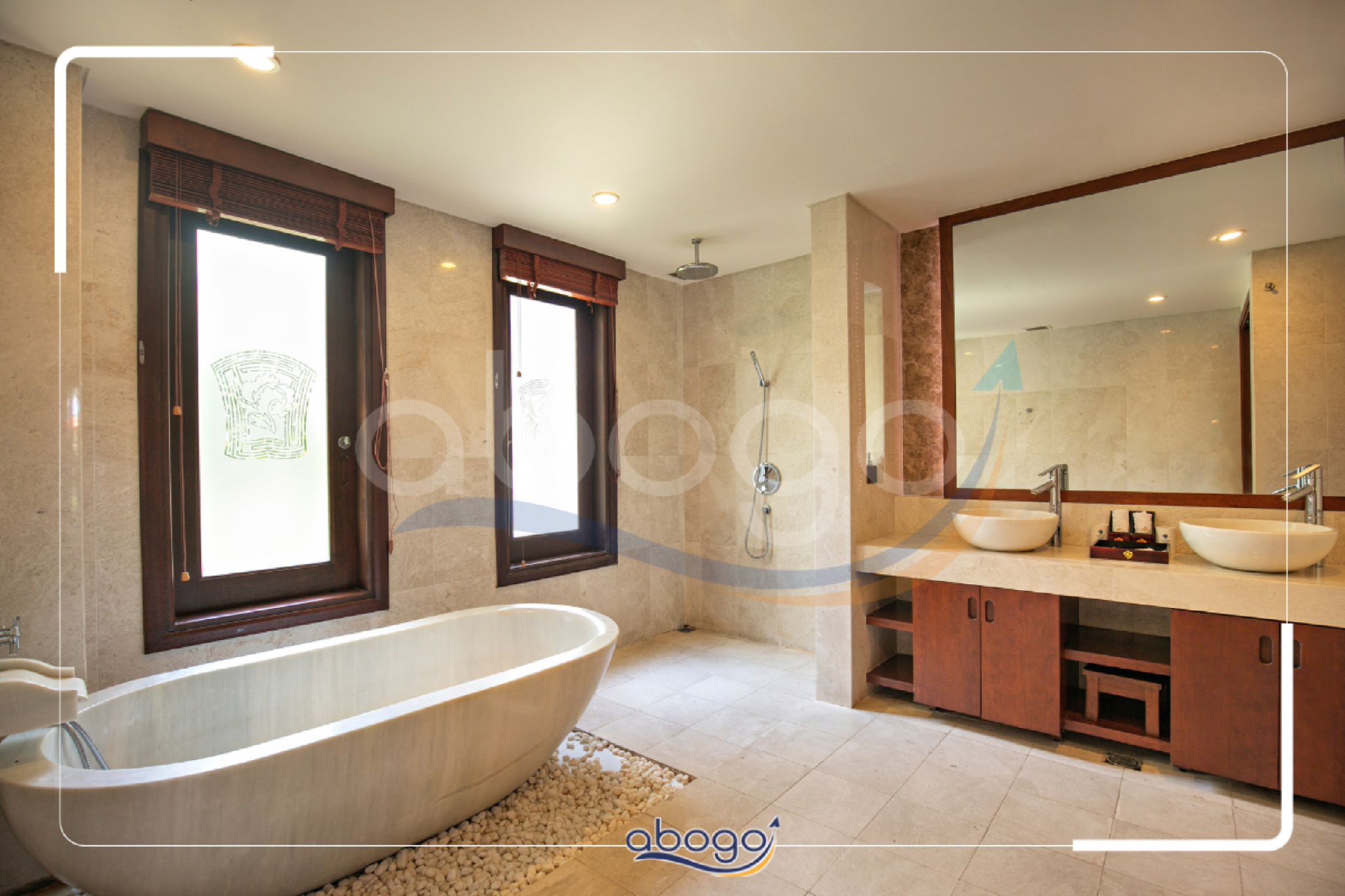 Three Bedroom Villa with Splash Pool