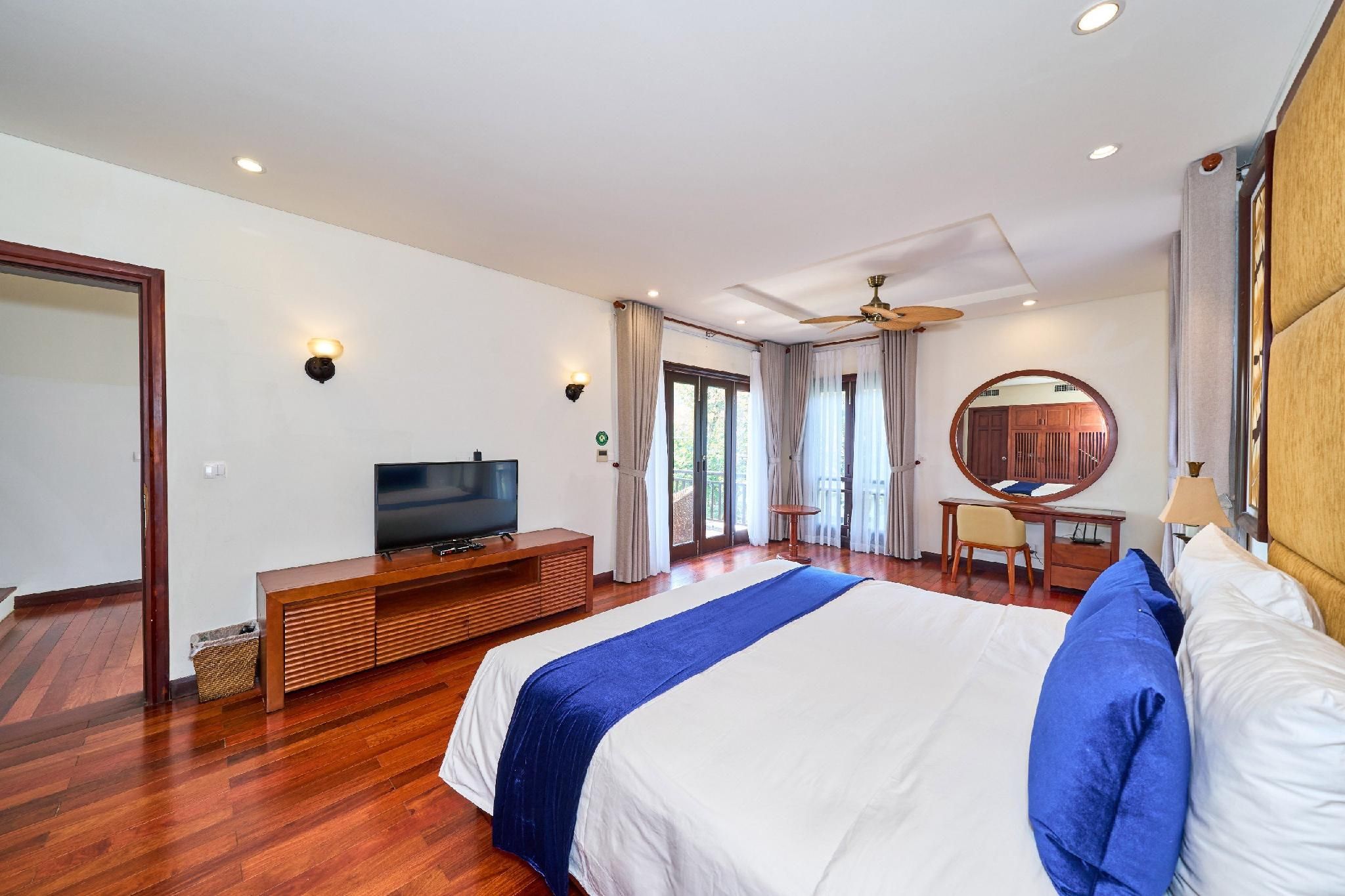 Villa - 4-Bedroom