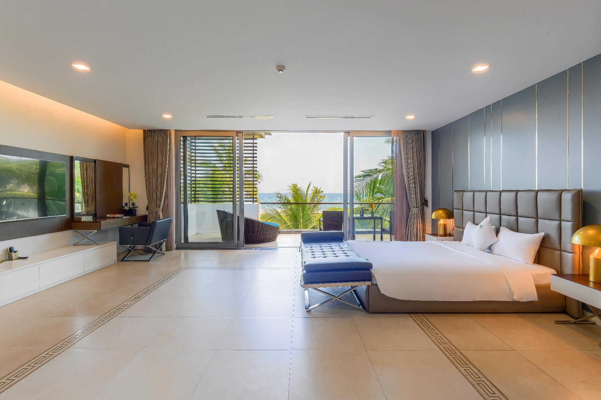 7-Bedroom Pool Villa