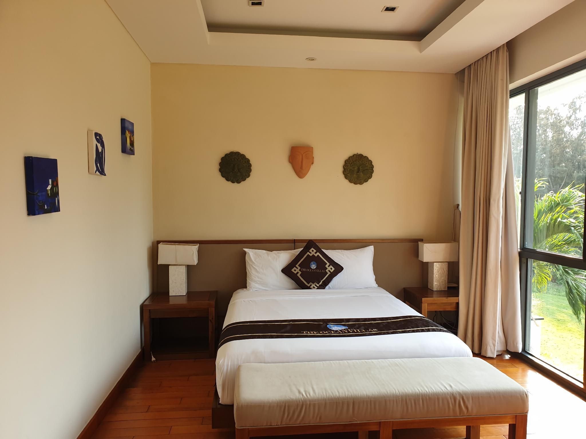 5 Bedrooms Pool Villa