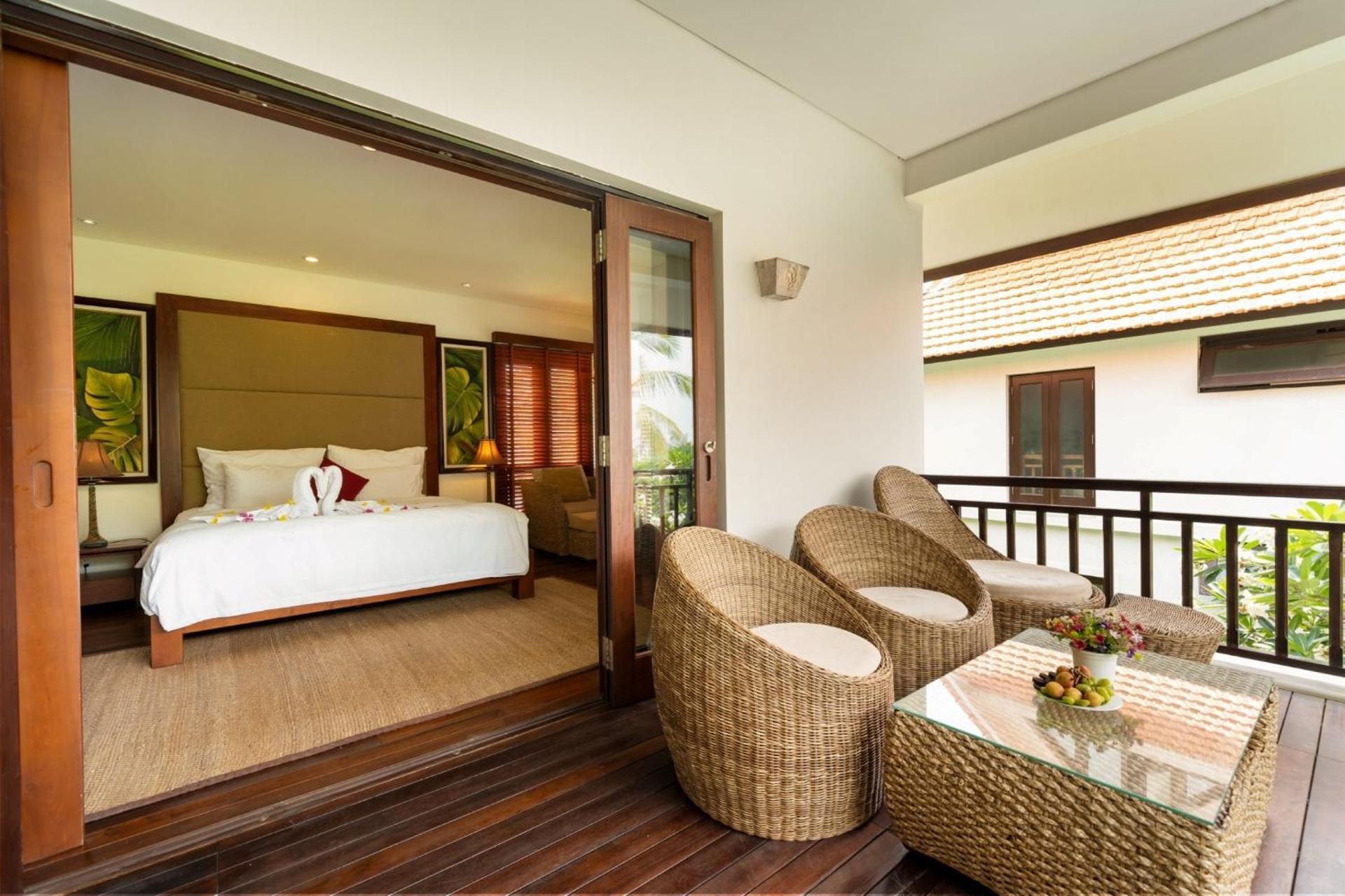 Villa with Sea View