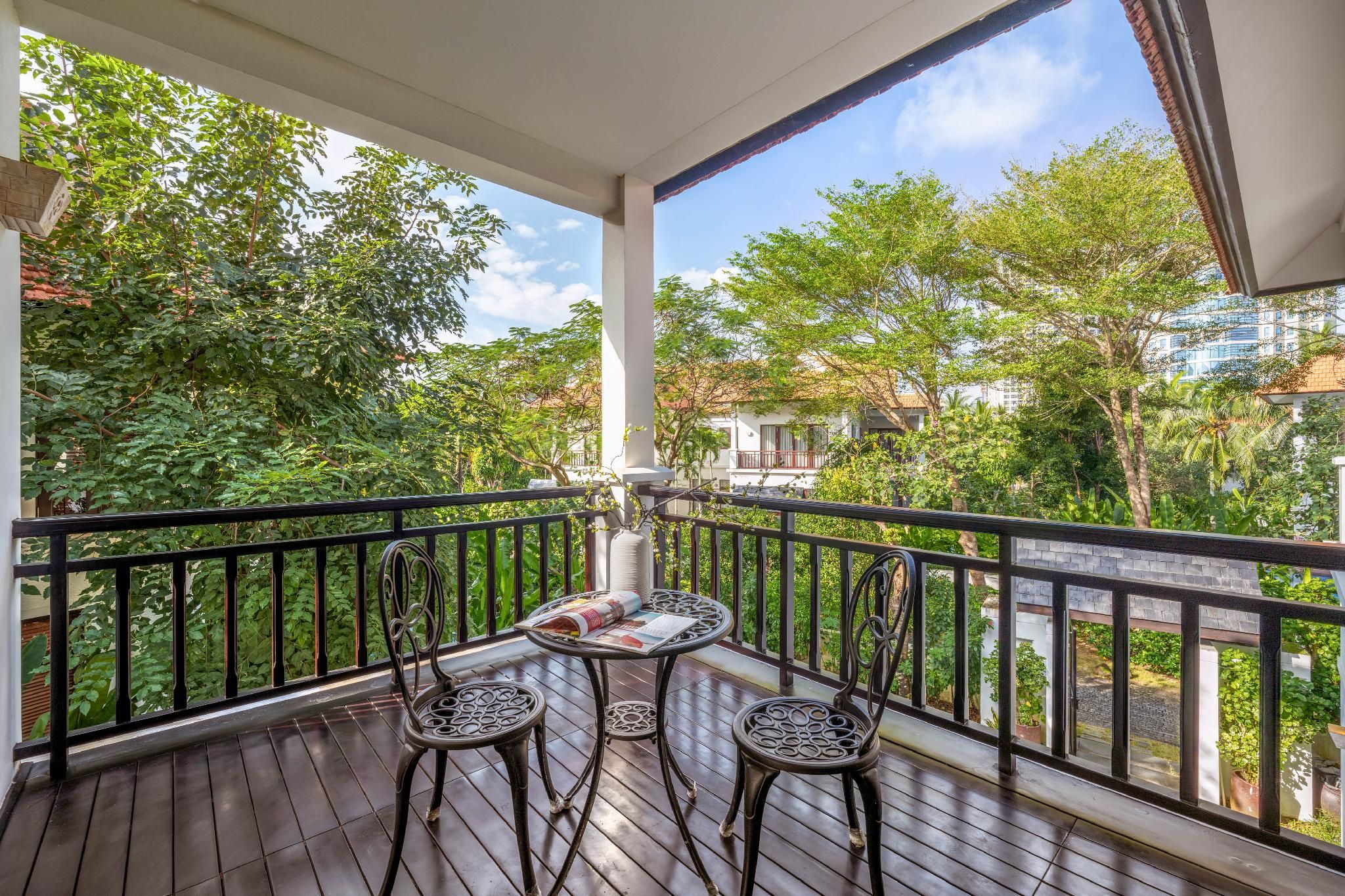 3-Bedroom Villa with Kitchen and Private Pool