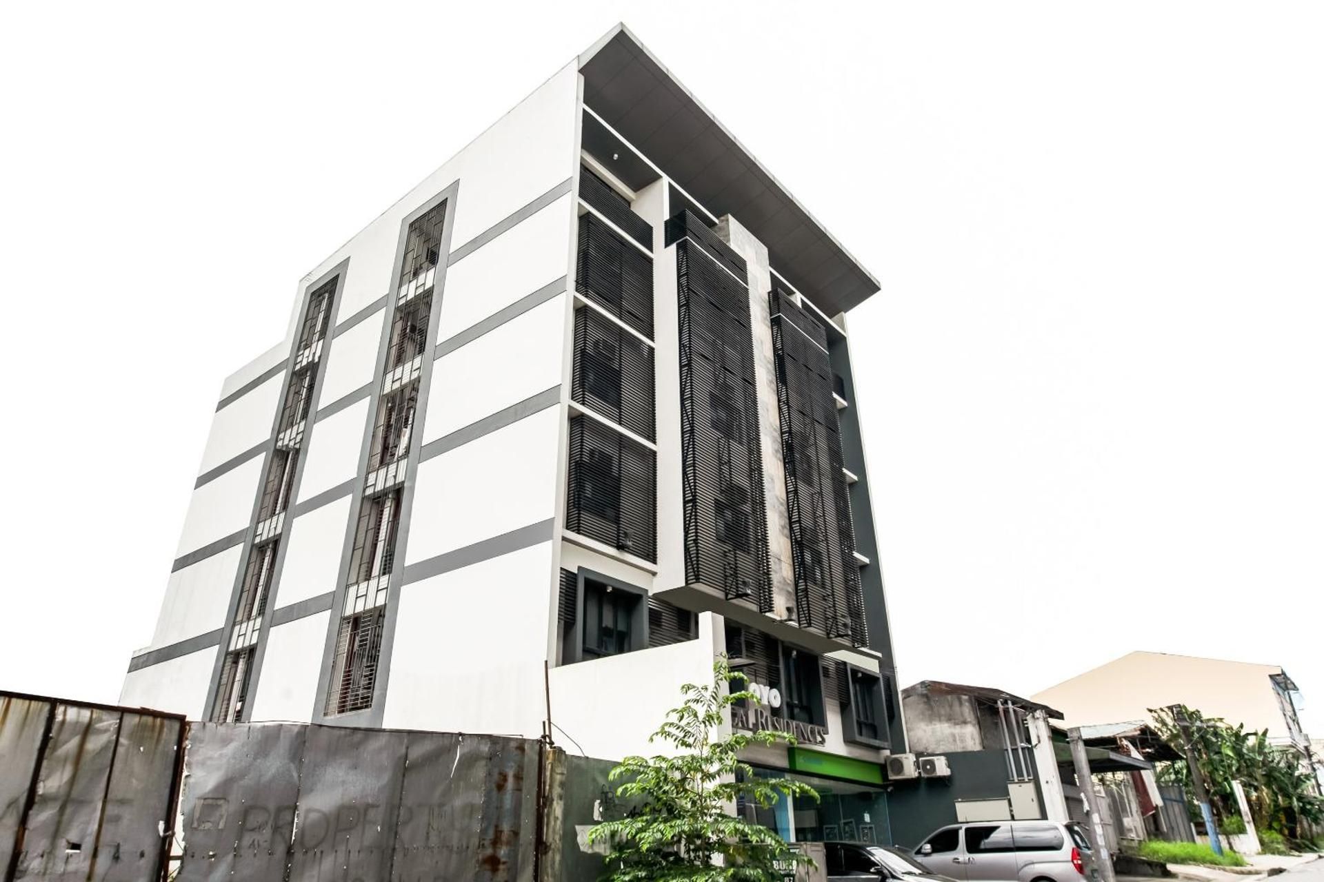 Regal Residences