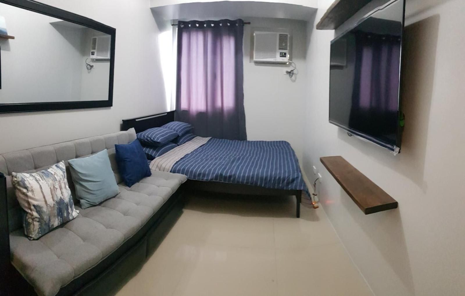 Deluxe Double or Twin Room with City View