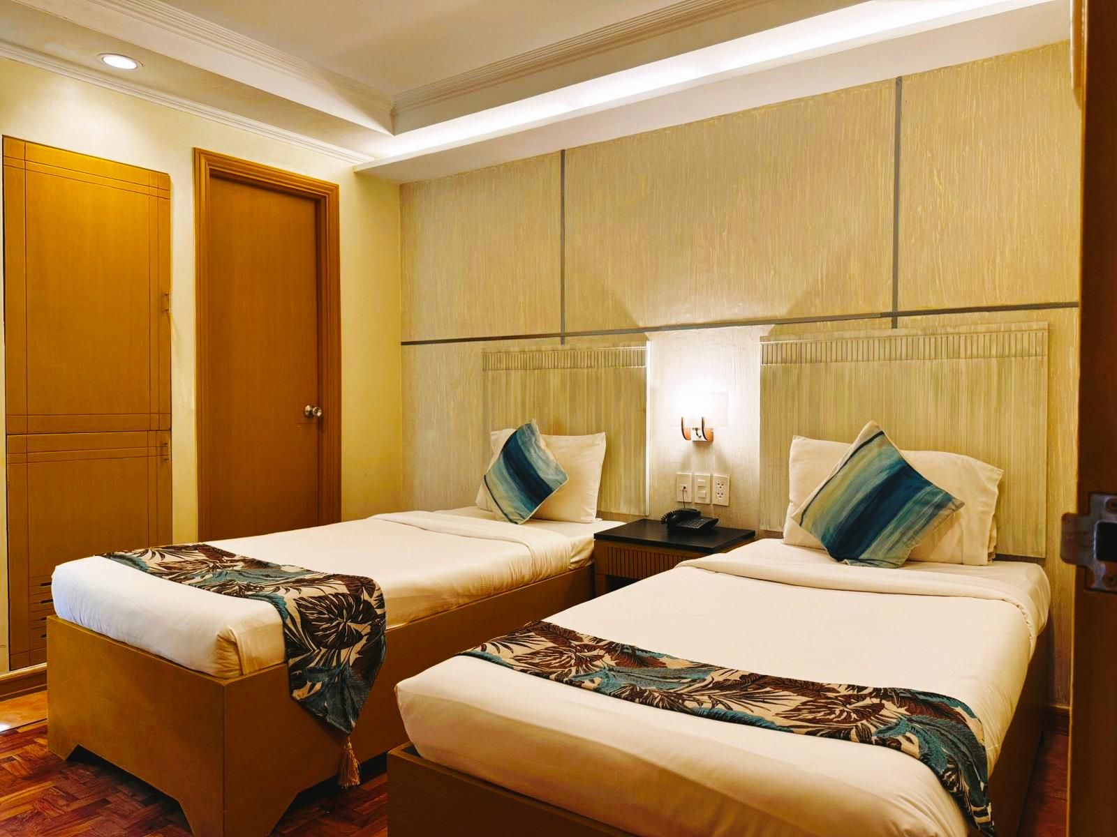 Premium Deluxe Twin Room