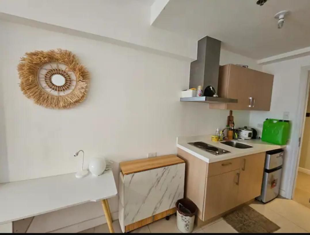 Deluxe Studio