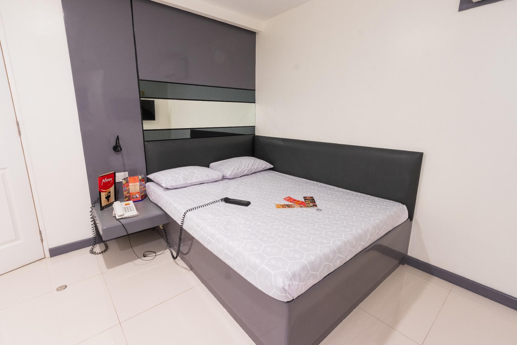 Hotel Sogo Fairview Premium 2