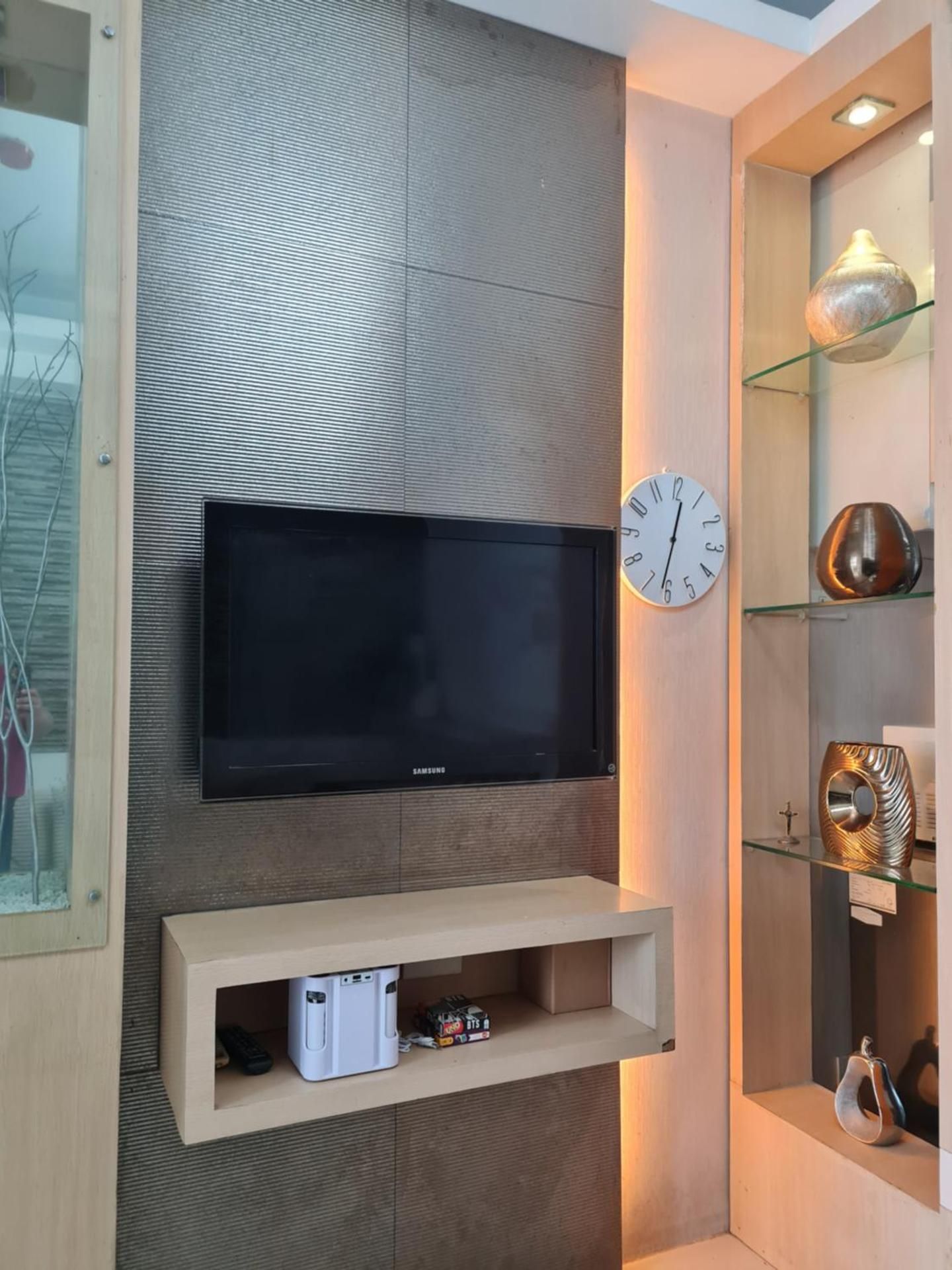 Apartment with City View