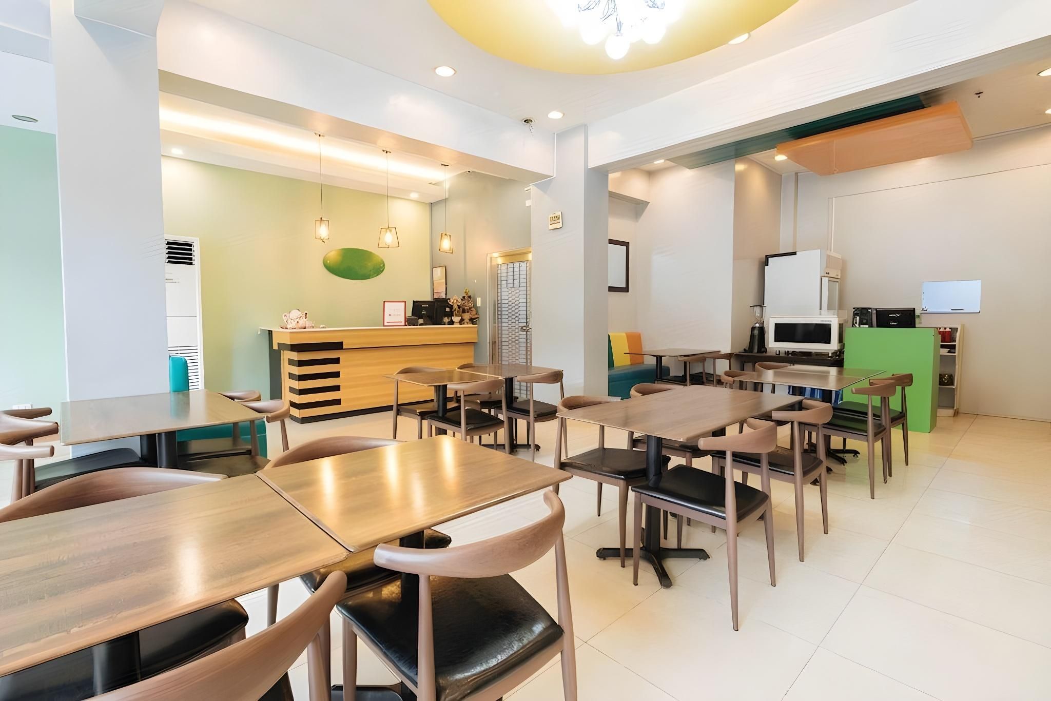 8bbe57b3e11a64f52f2653ae829db0a5