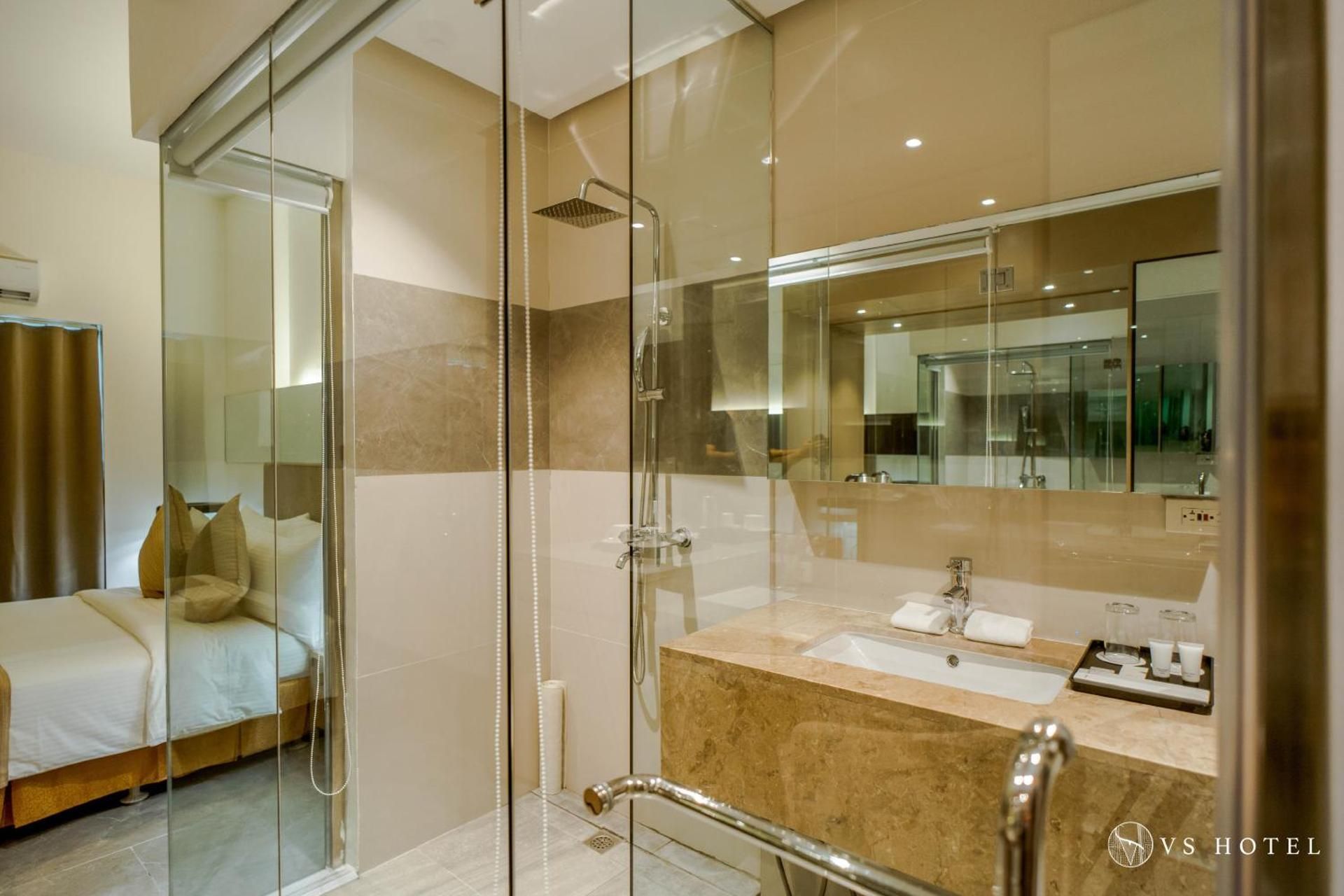 Standard Junior Room