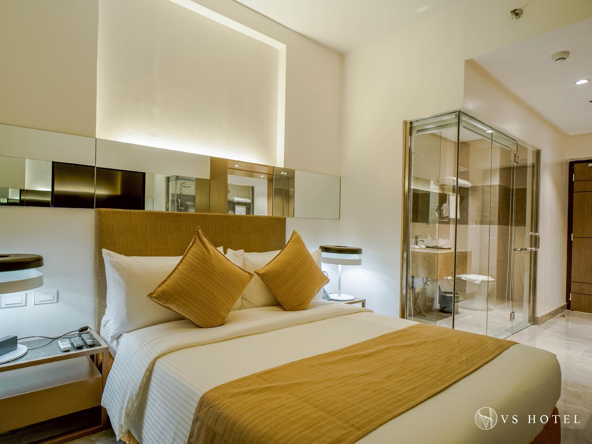 Standard Junior Room