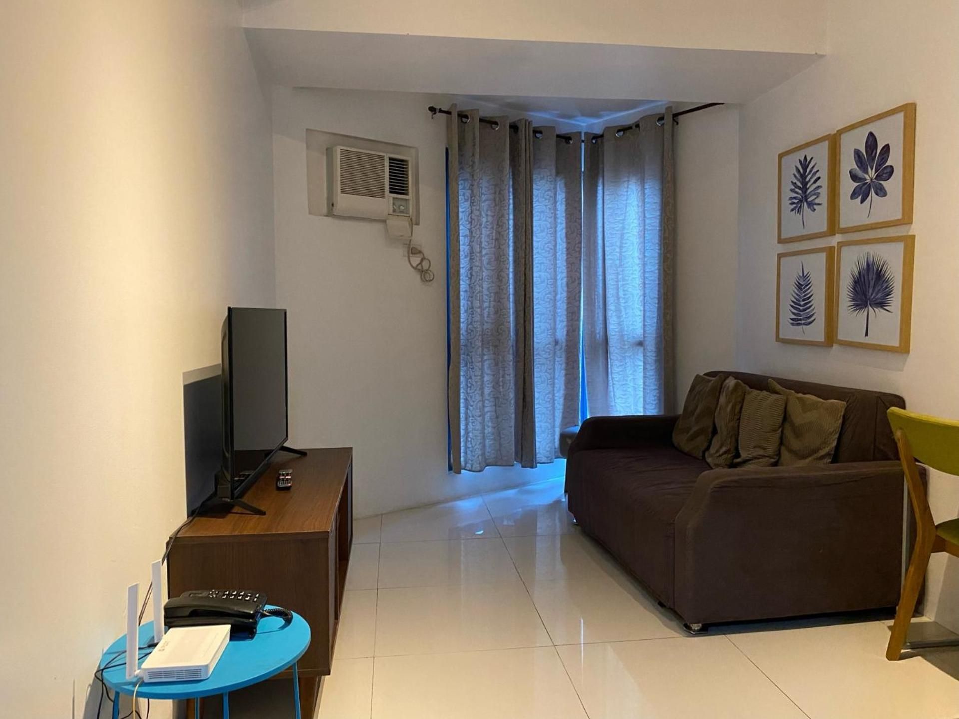 Apartment with City View