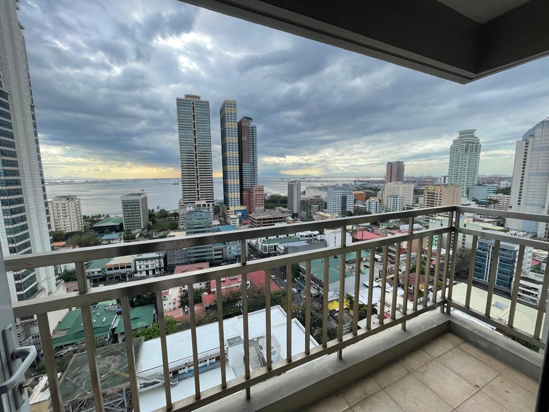 Family Suite with Balcony