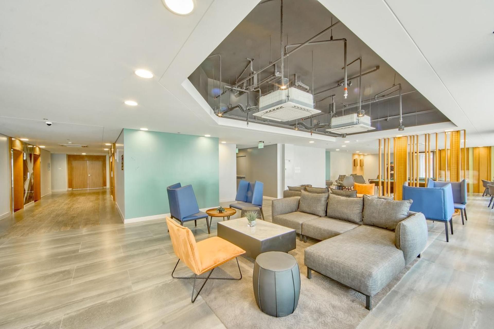 shared lounge/tv area