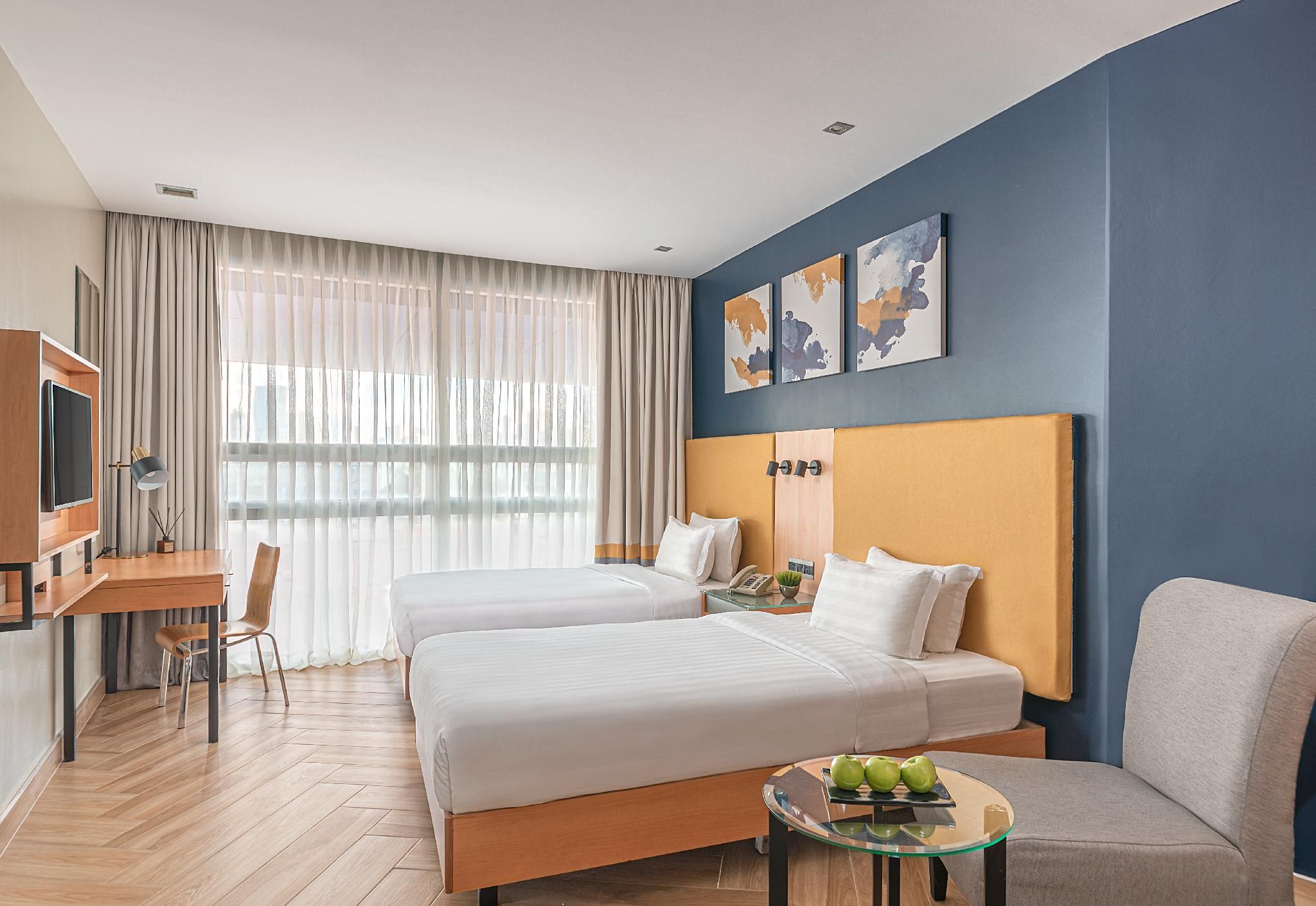 Greenhills Elan Hotel Deluxe Twin - Newly Renovated