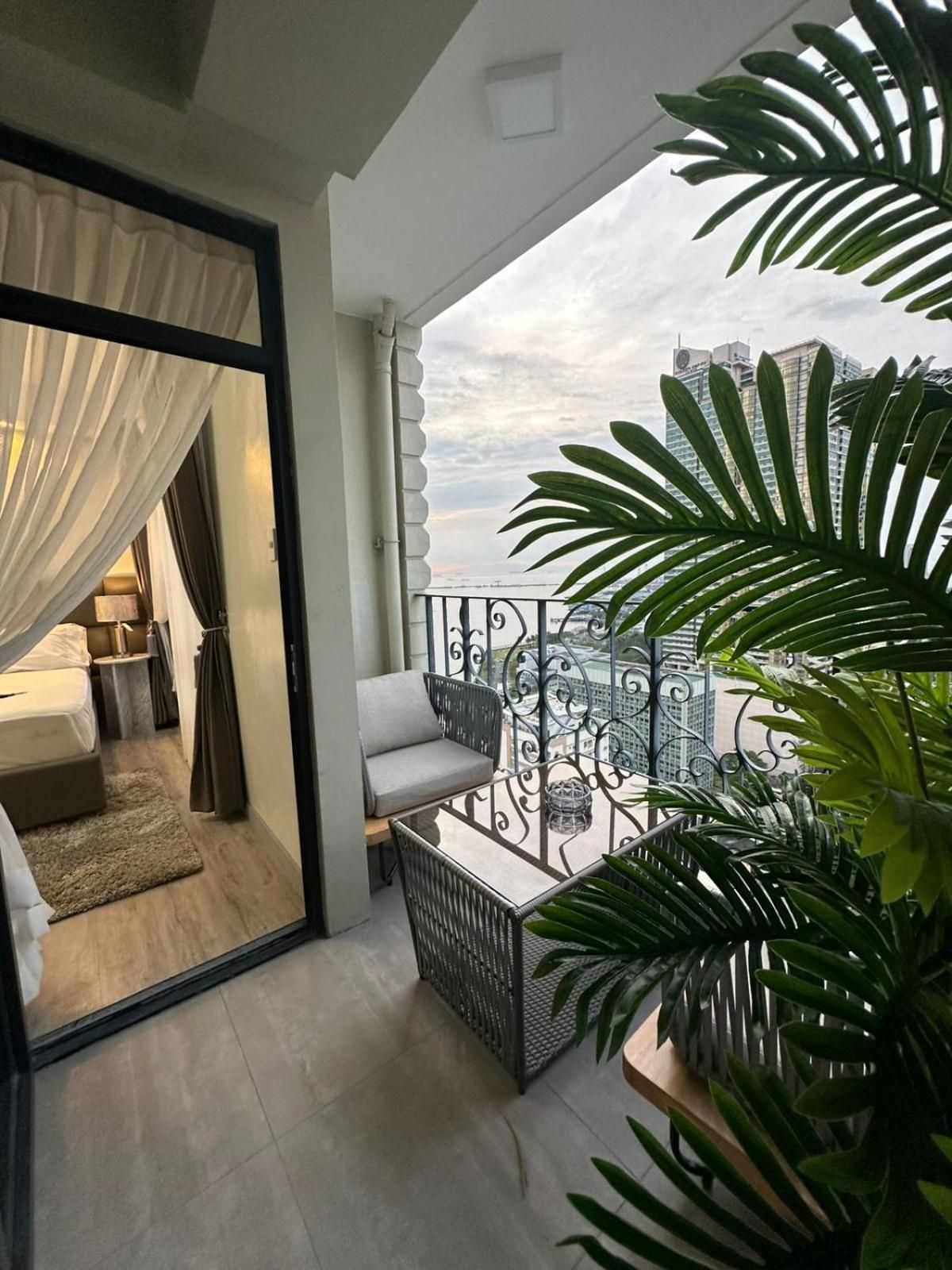 Apartment with Sea View