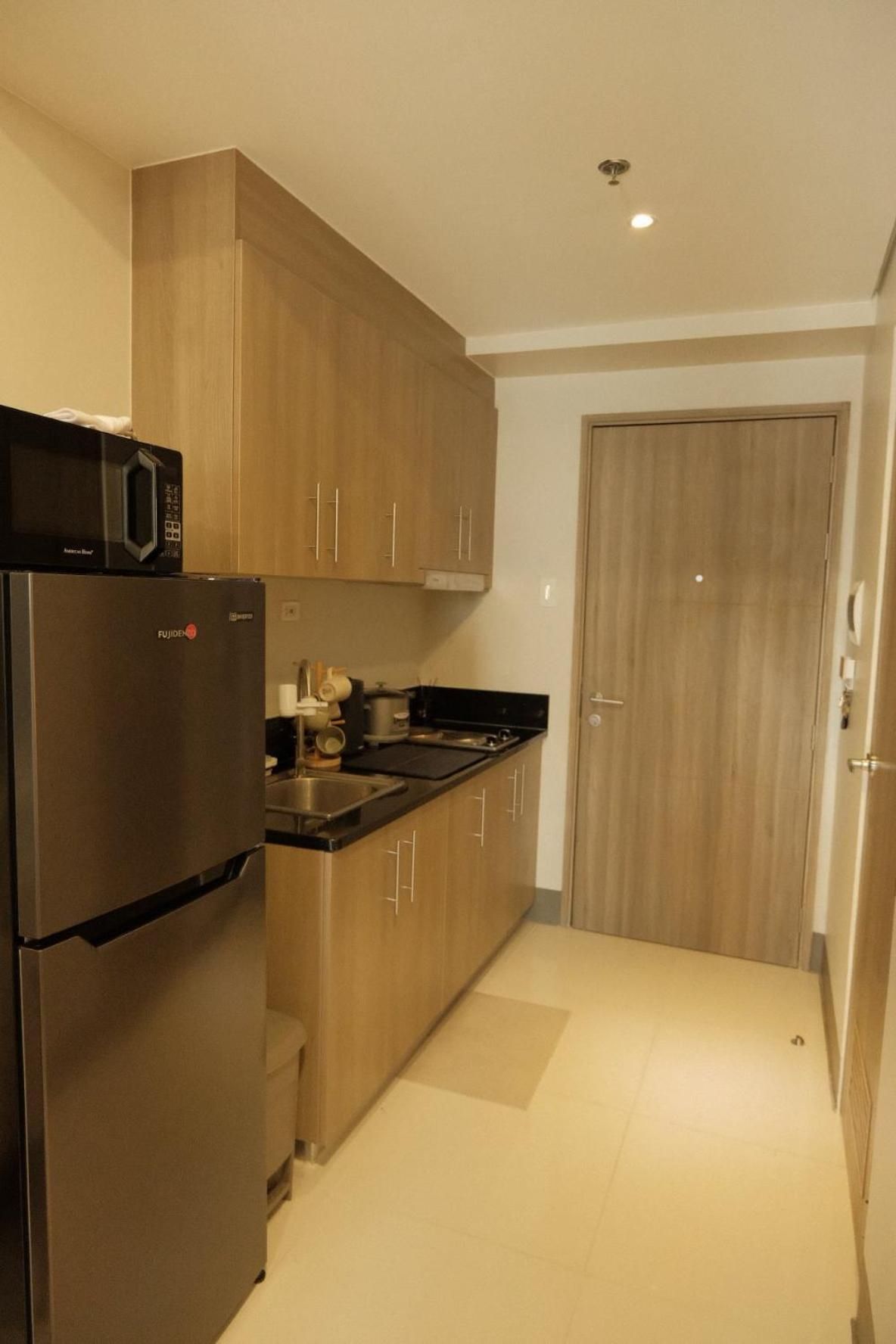 Apartment with City View