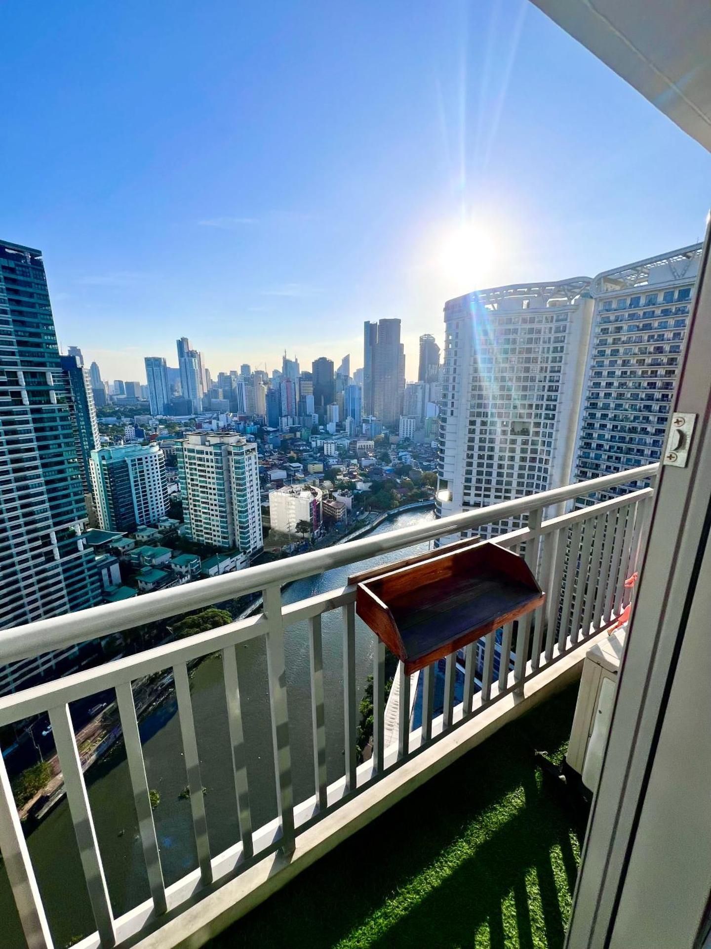 Studio with Balcony