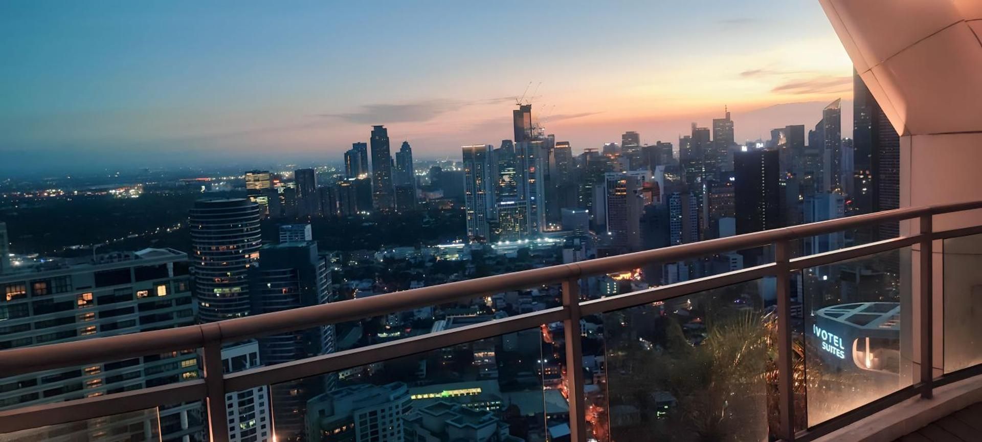 Suite with City View