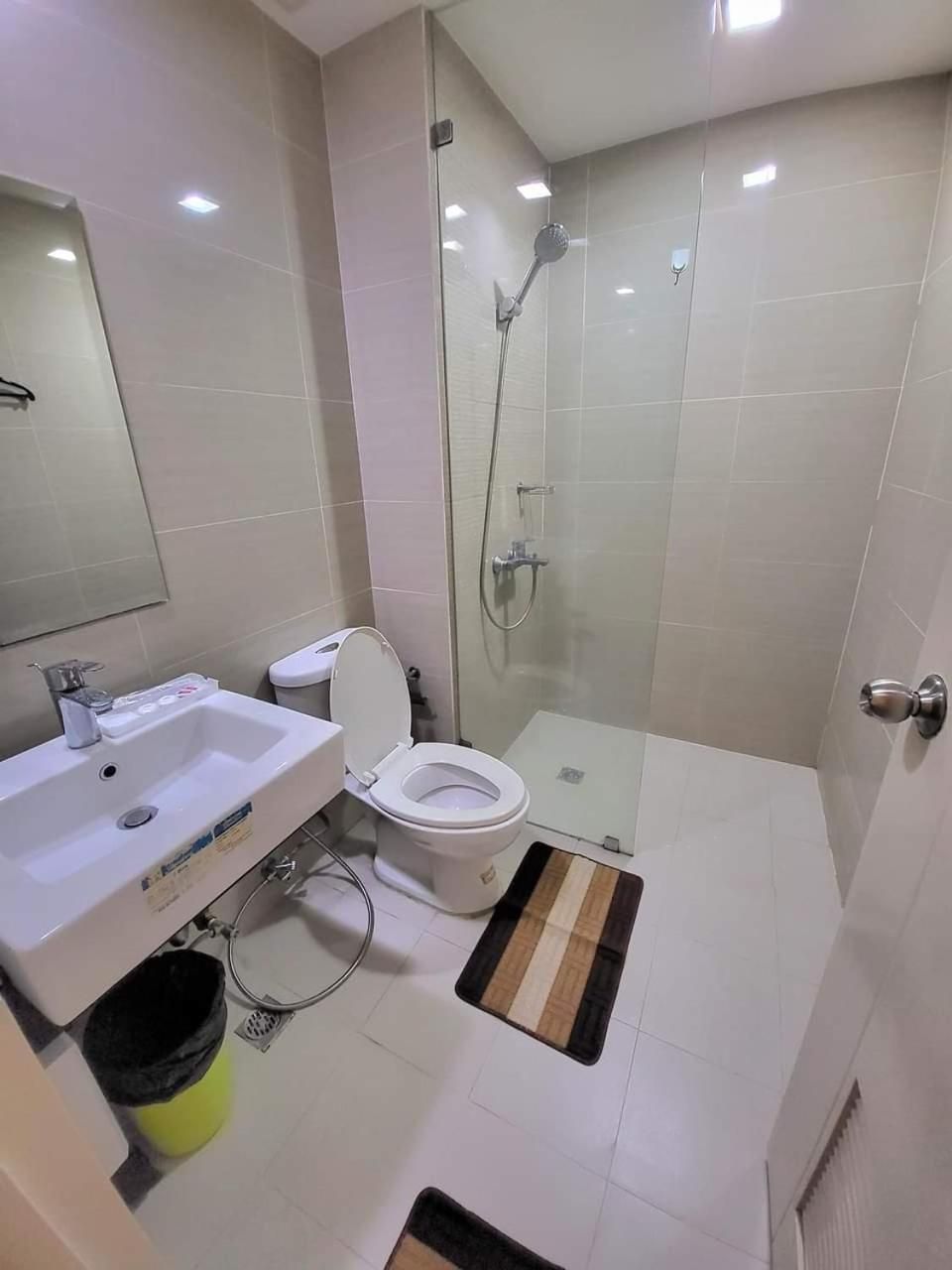 Studio Apartment with Balcony