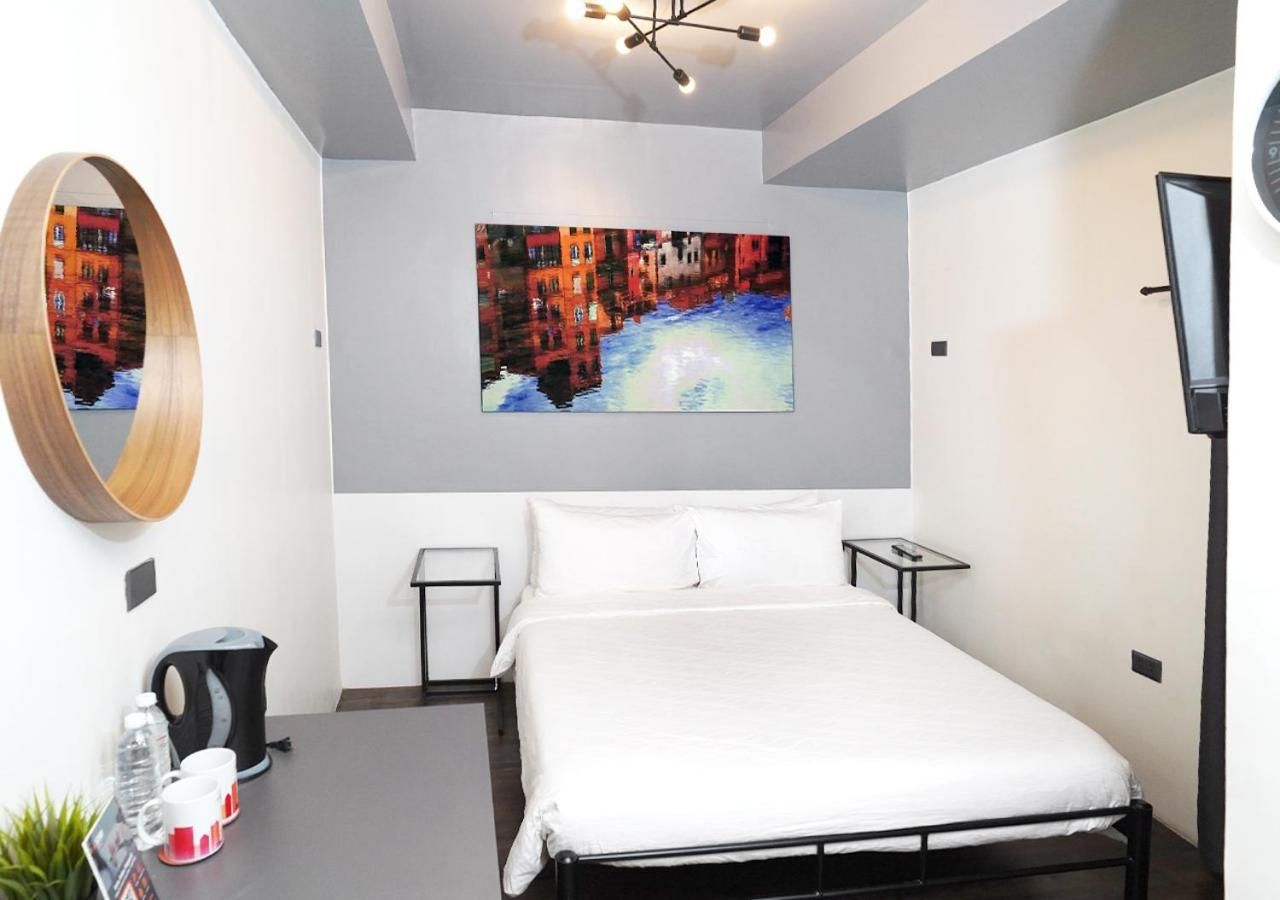 Executive Queen Room