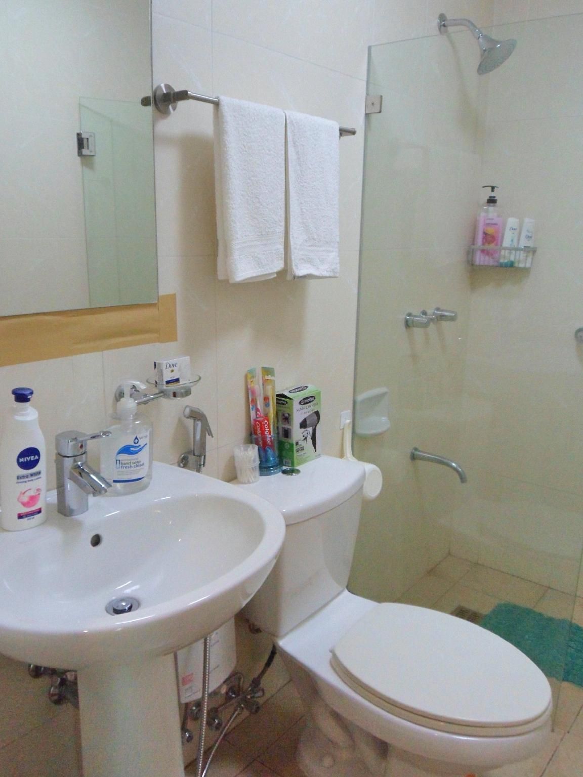 Corner Executive Suite