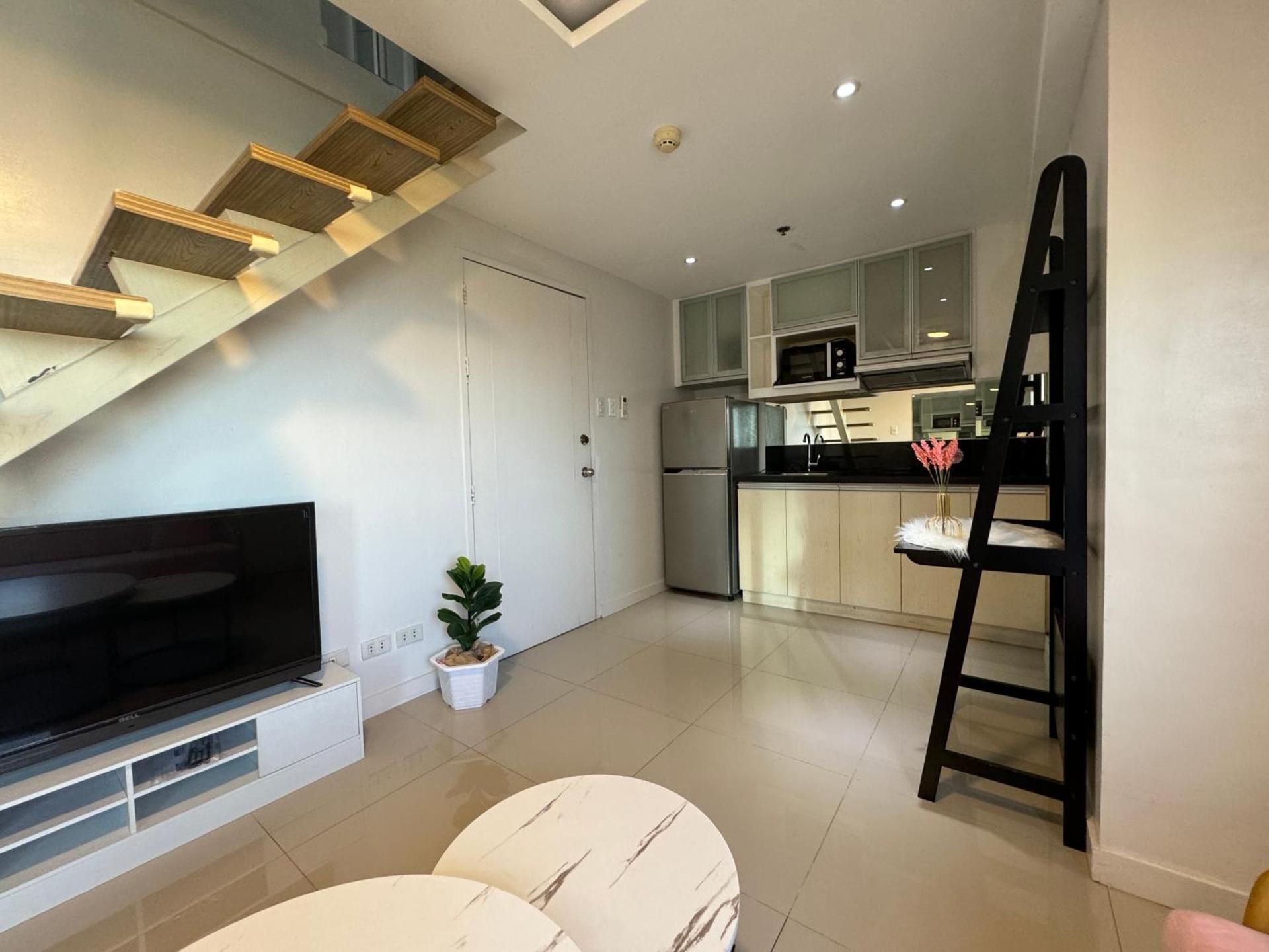 Family Two-Bedroom Apartment with View