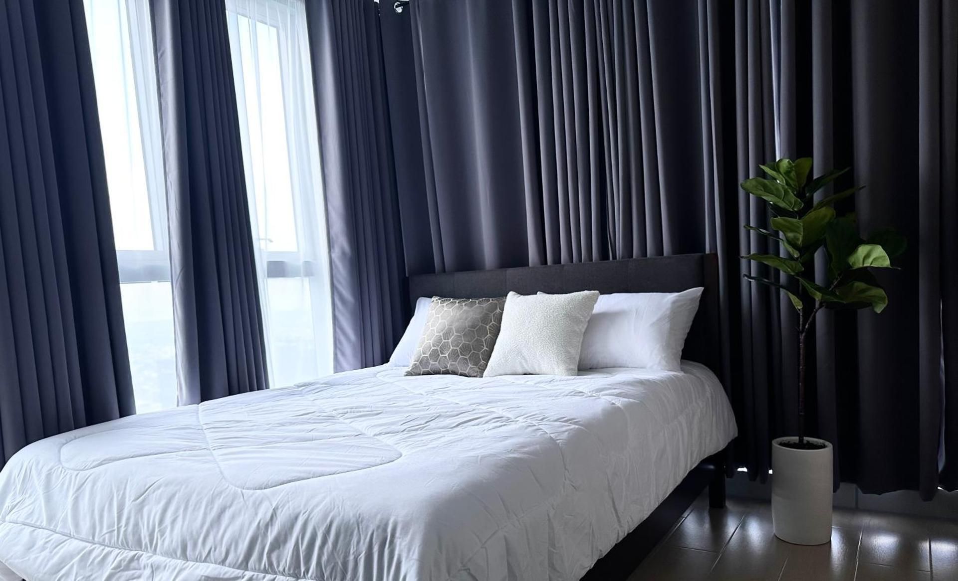 Suite with City View