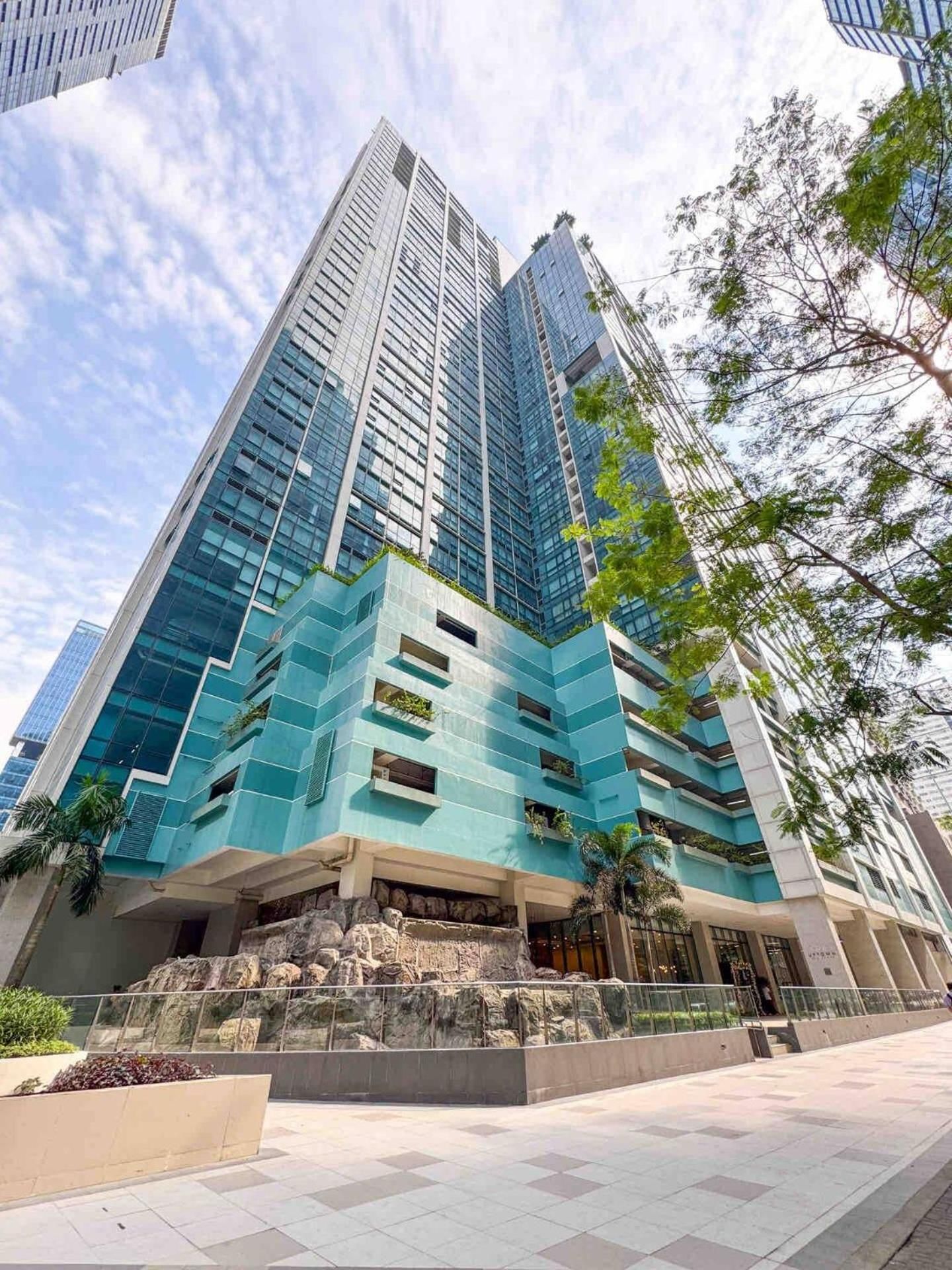 Caleze Properties One Uptown BGC One Bedroom 2