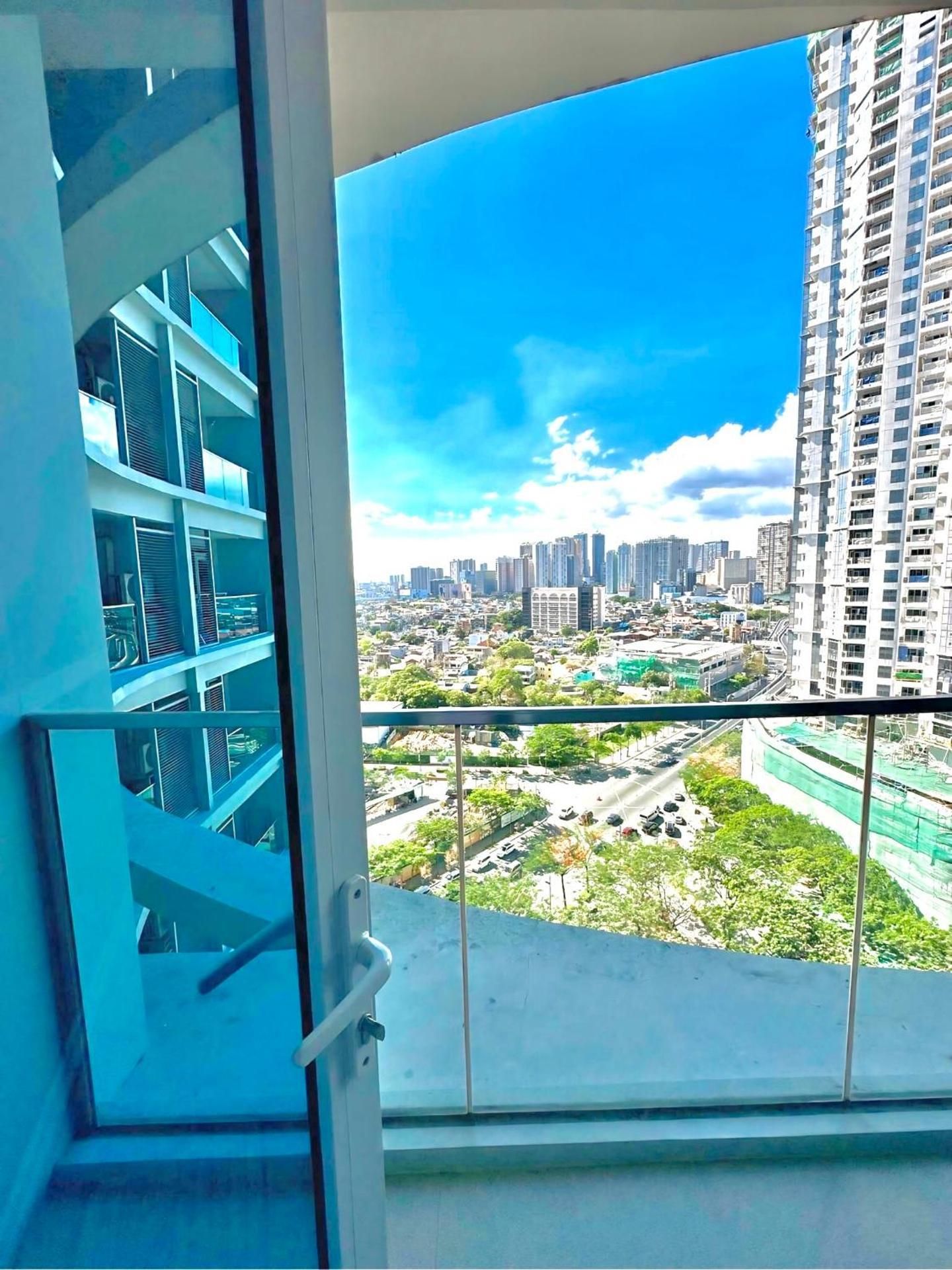Suite with Balcony