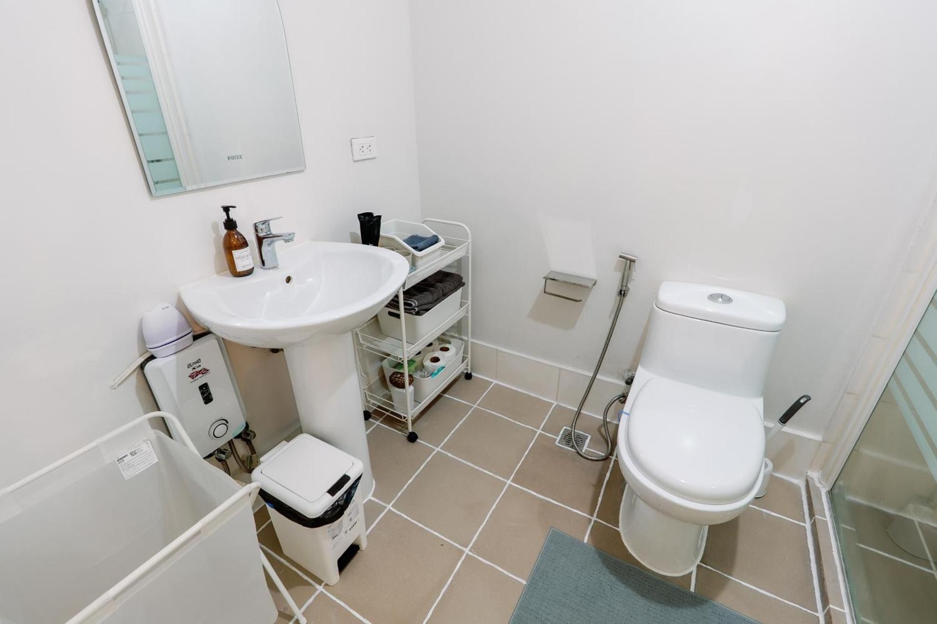 Two-Bedroom Deluxe Apartment with Garden View