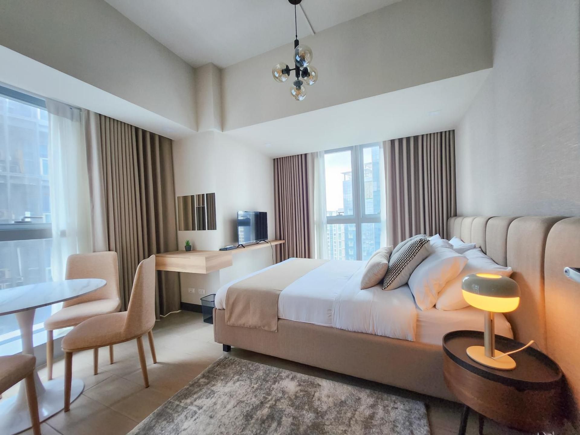 Family Two-Bedroom Apartment with View