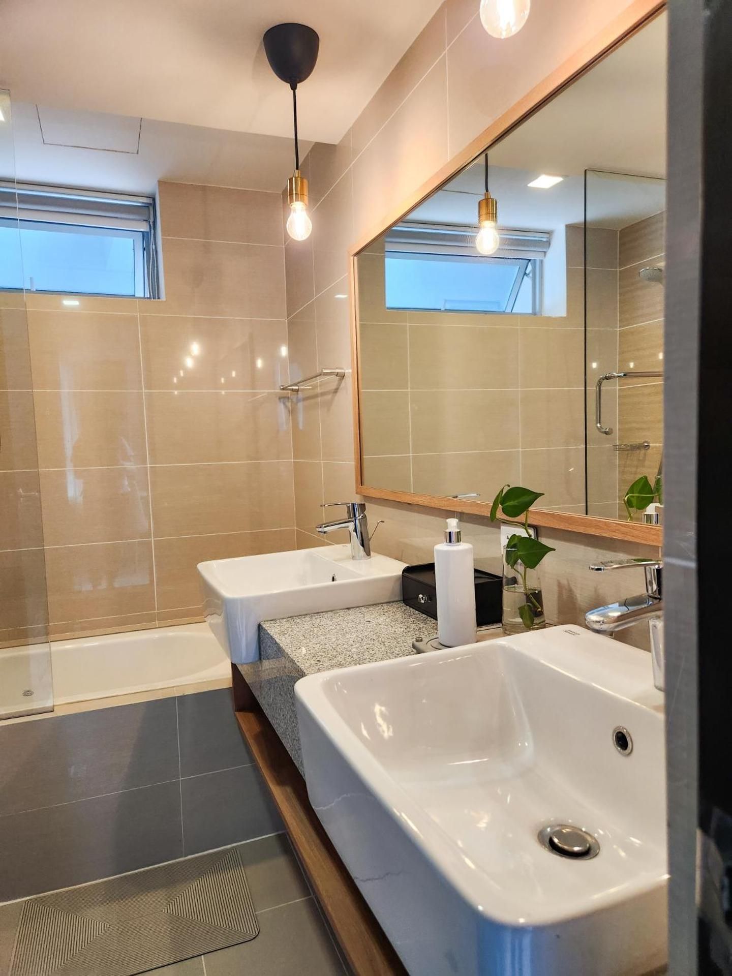 Family Two-Bedroom Apartment with View