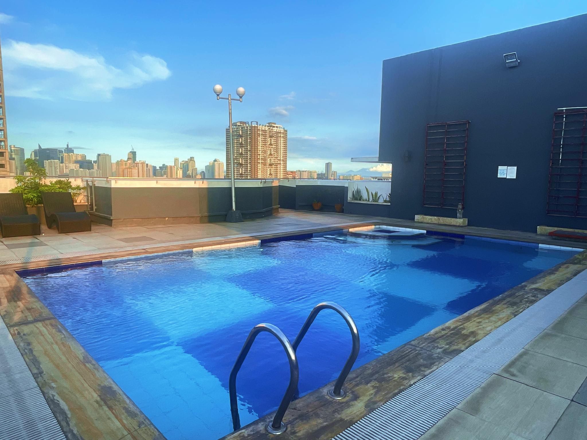 I Suites Hotel Malate