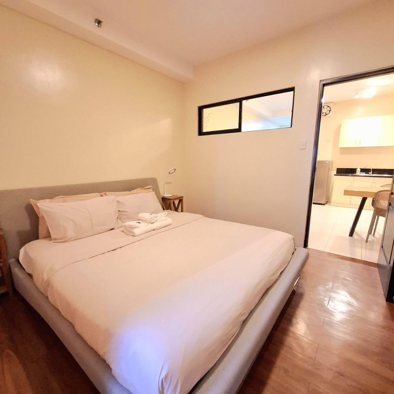 Balcony King Room