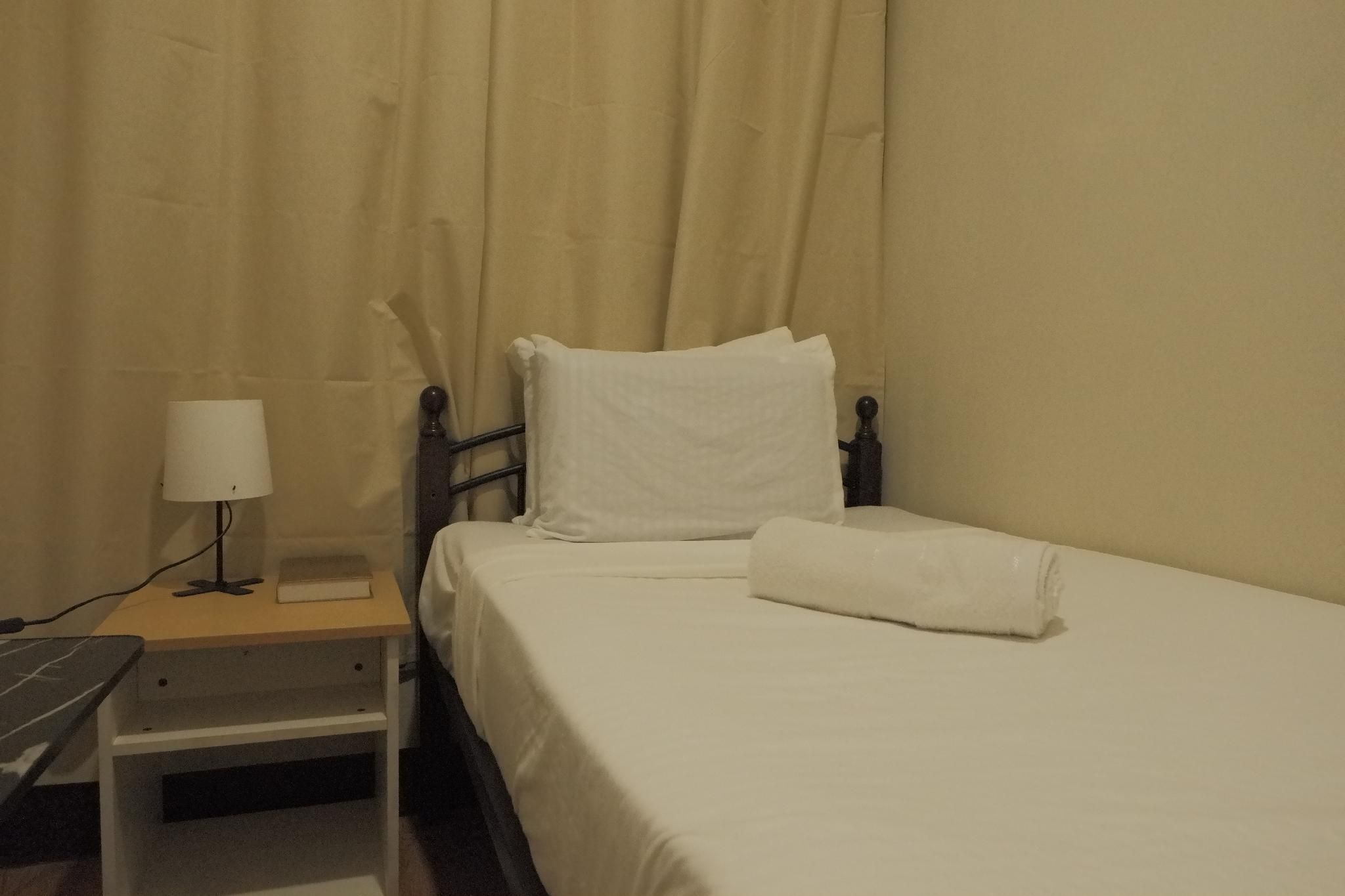 Single Fan Room with Shared Bathroom