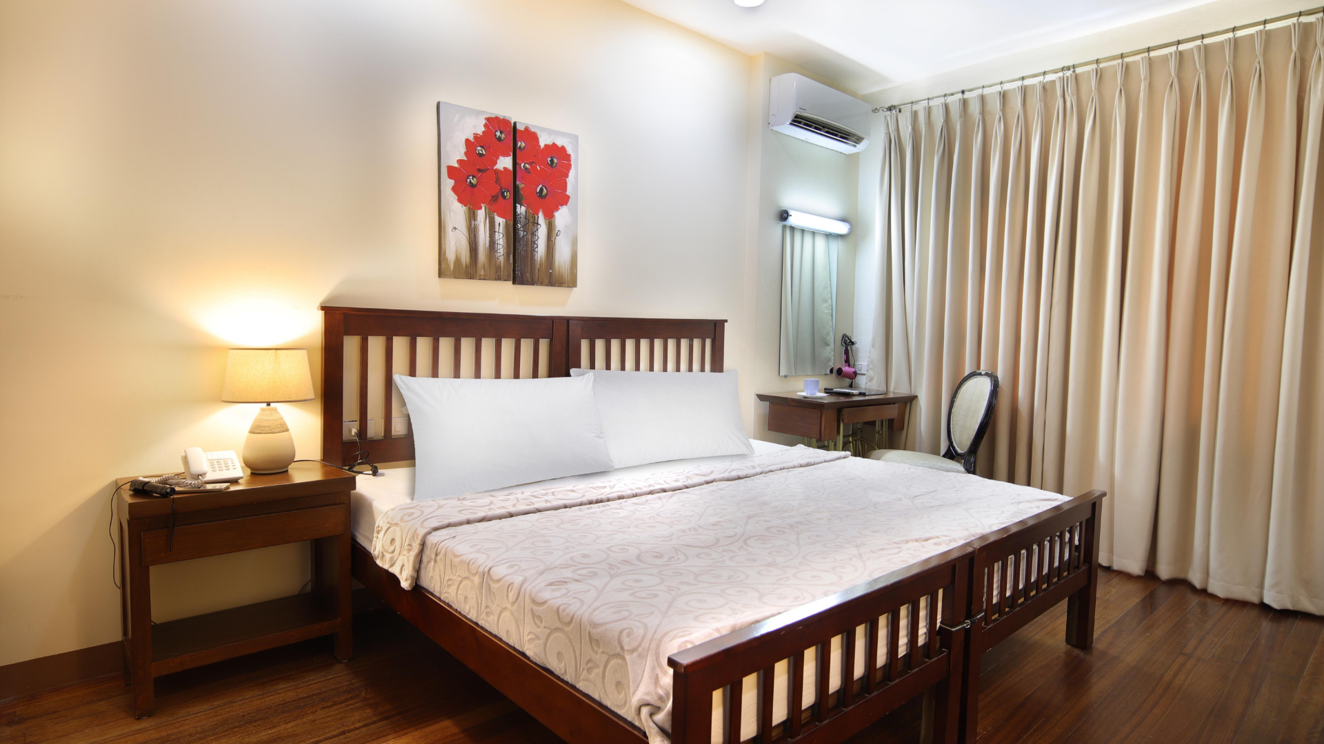 1775 Adriatico Suites Pool View Double or Twin Room 2