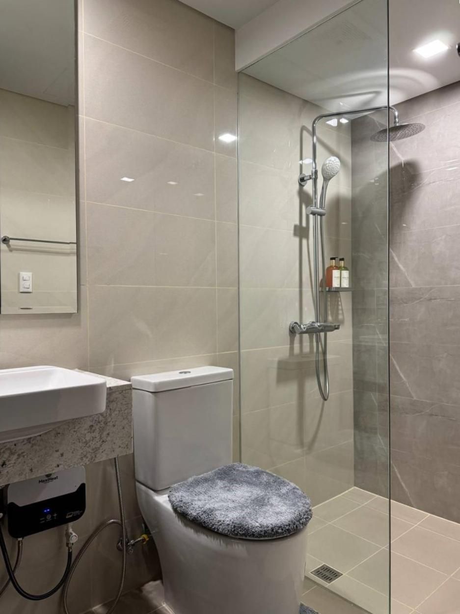 Superior One-Bedroom Apartment with Balcony
