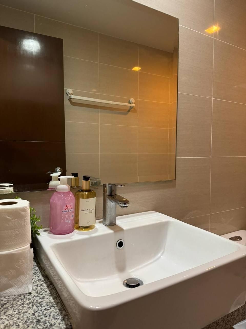 One-Bedroom Apartment with Balcony