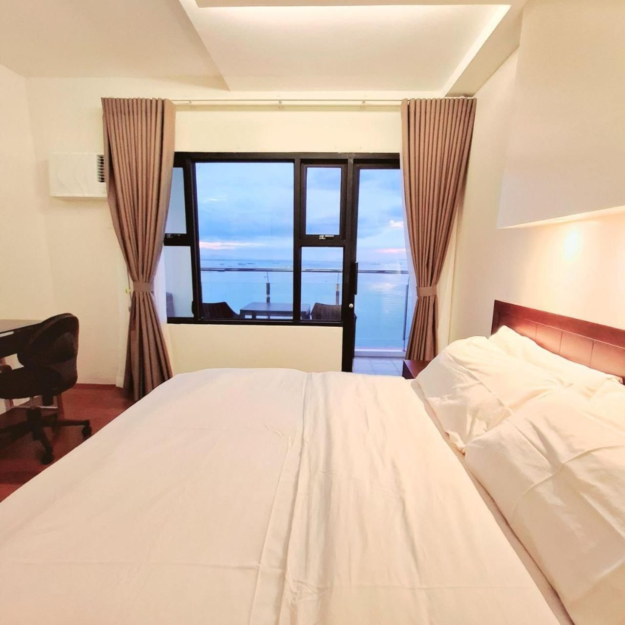 Apartment with View and Balcony