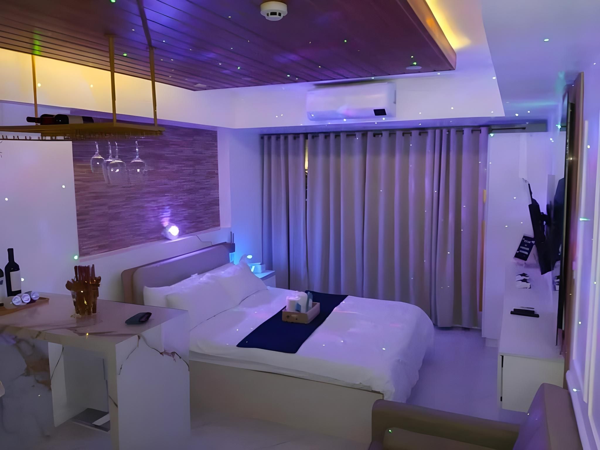 1 Bedroom Deluxe