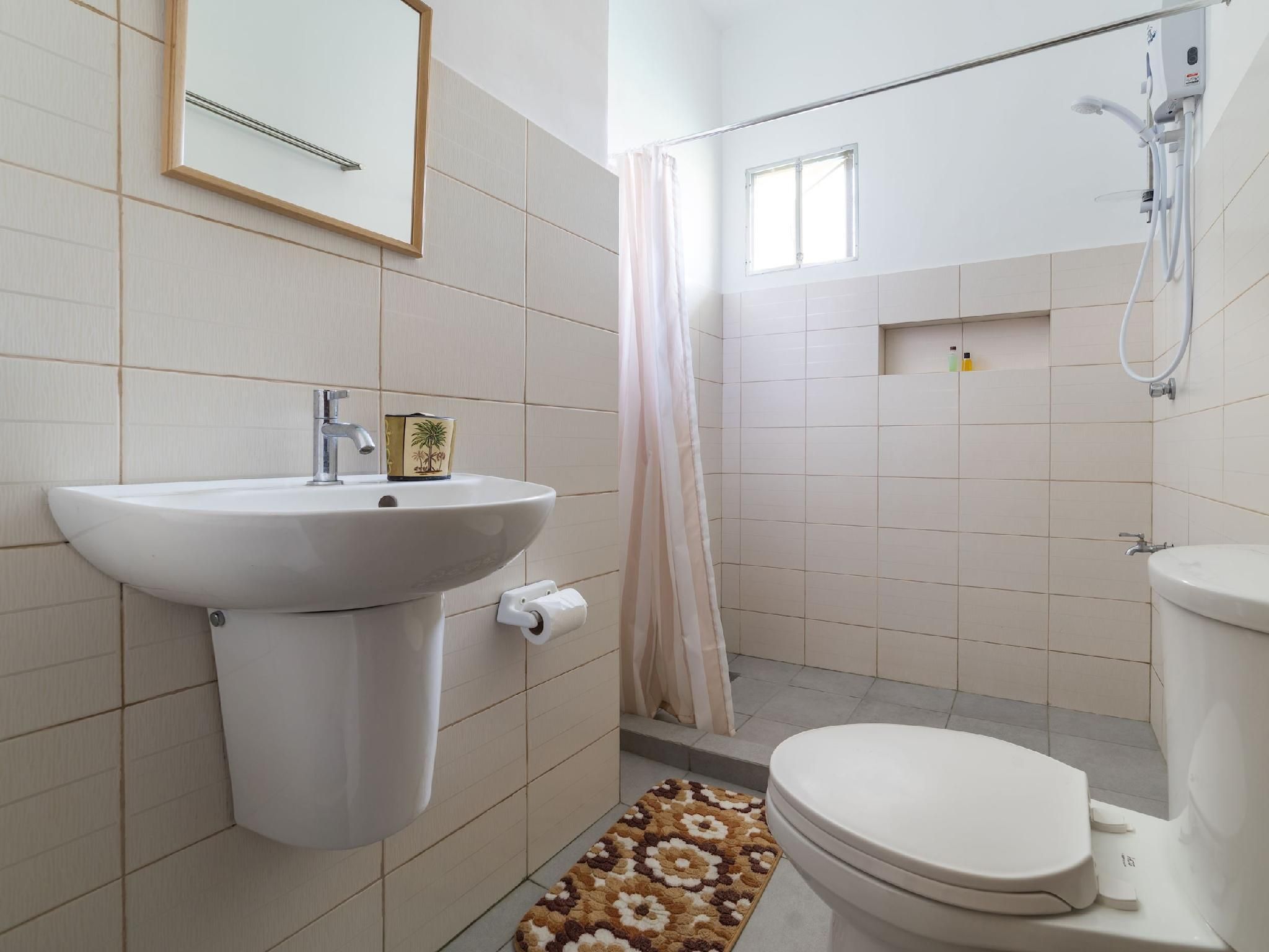 47 Long Beach Apartment