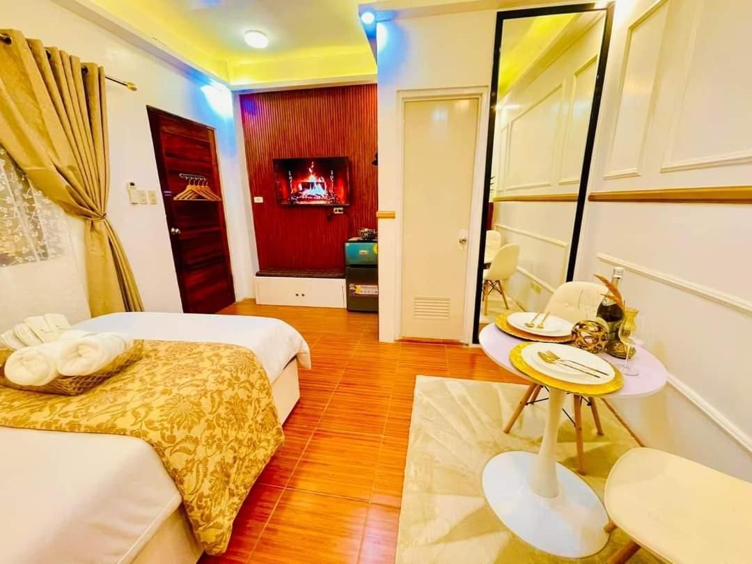 Double or Twin Room with Private Bathroom