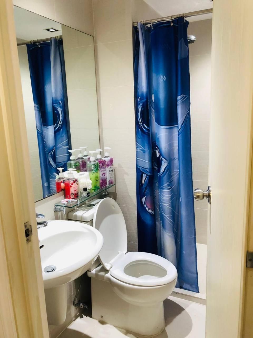 Queen Room with Pool View