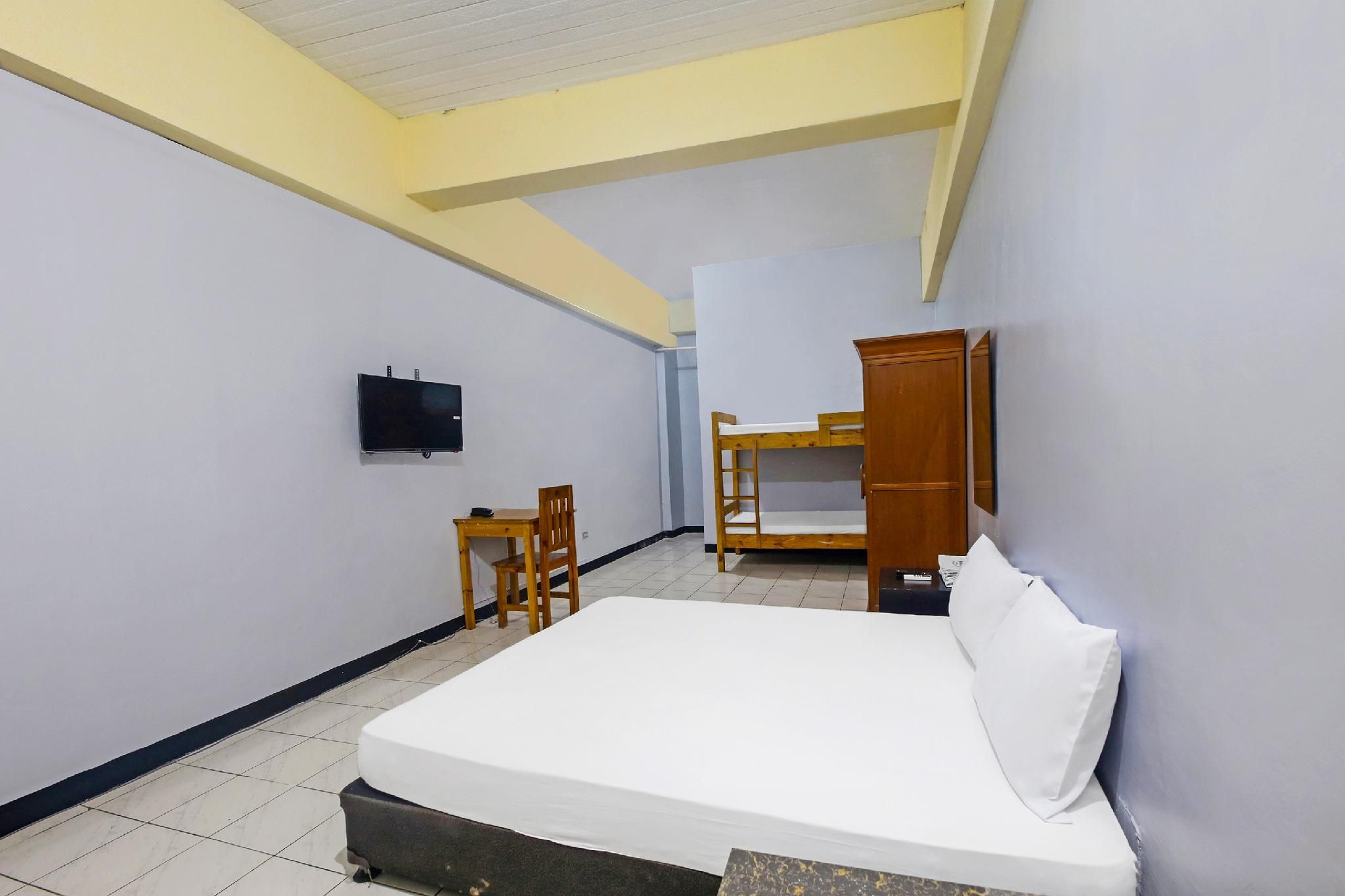 OYO 901 Ranchotel Tunasan Standard Family