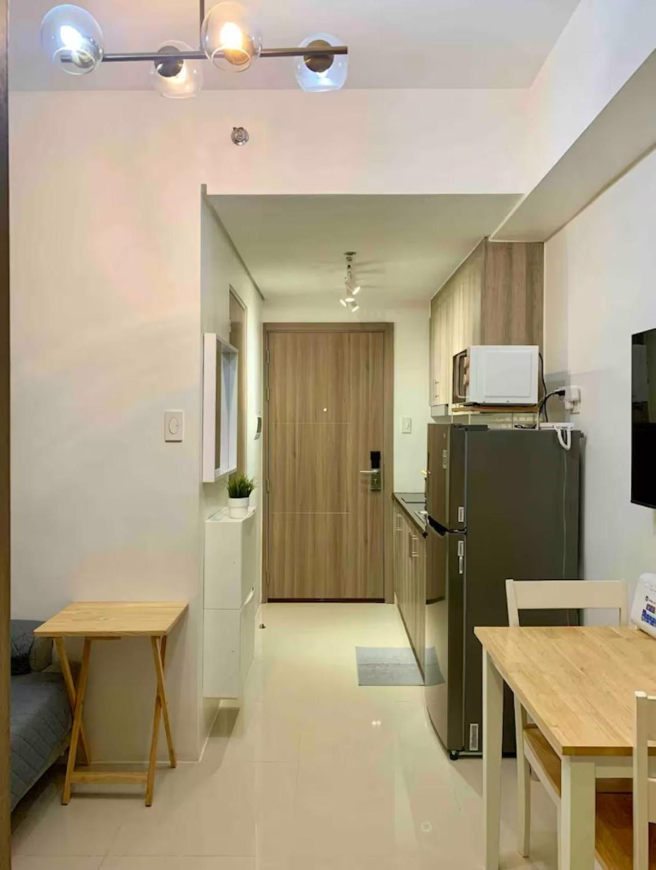 Studio with Balcony